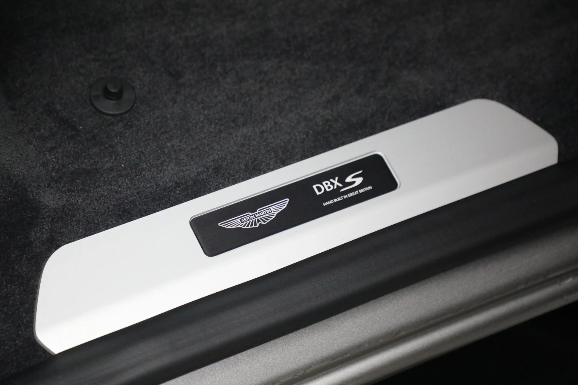 mph028_523075773_New_2026_Aston_Martin_DBX_S_1779192490_280edc6164