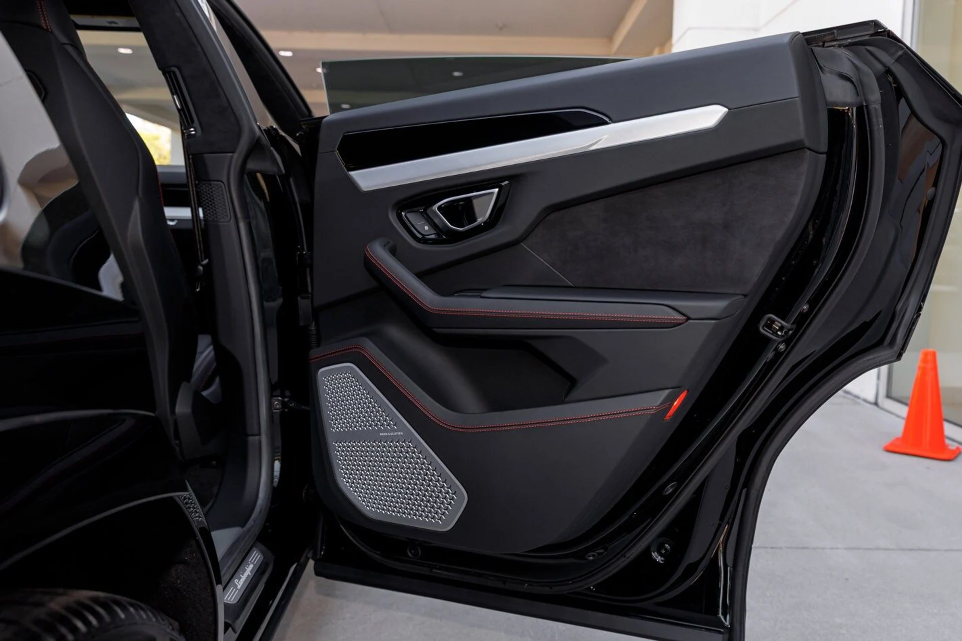 mph028_52470645_814165e0b49868f64238f1d42d0bc707x_5f0cc3de90