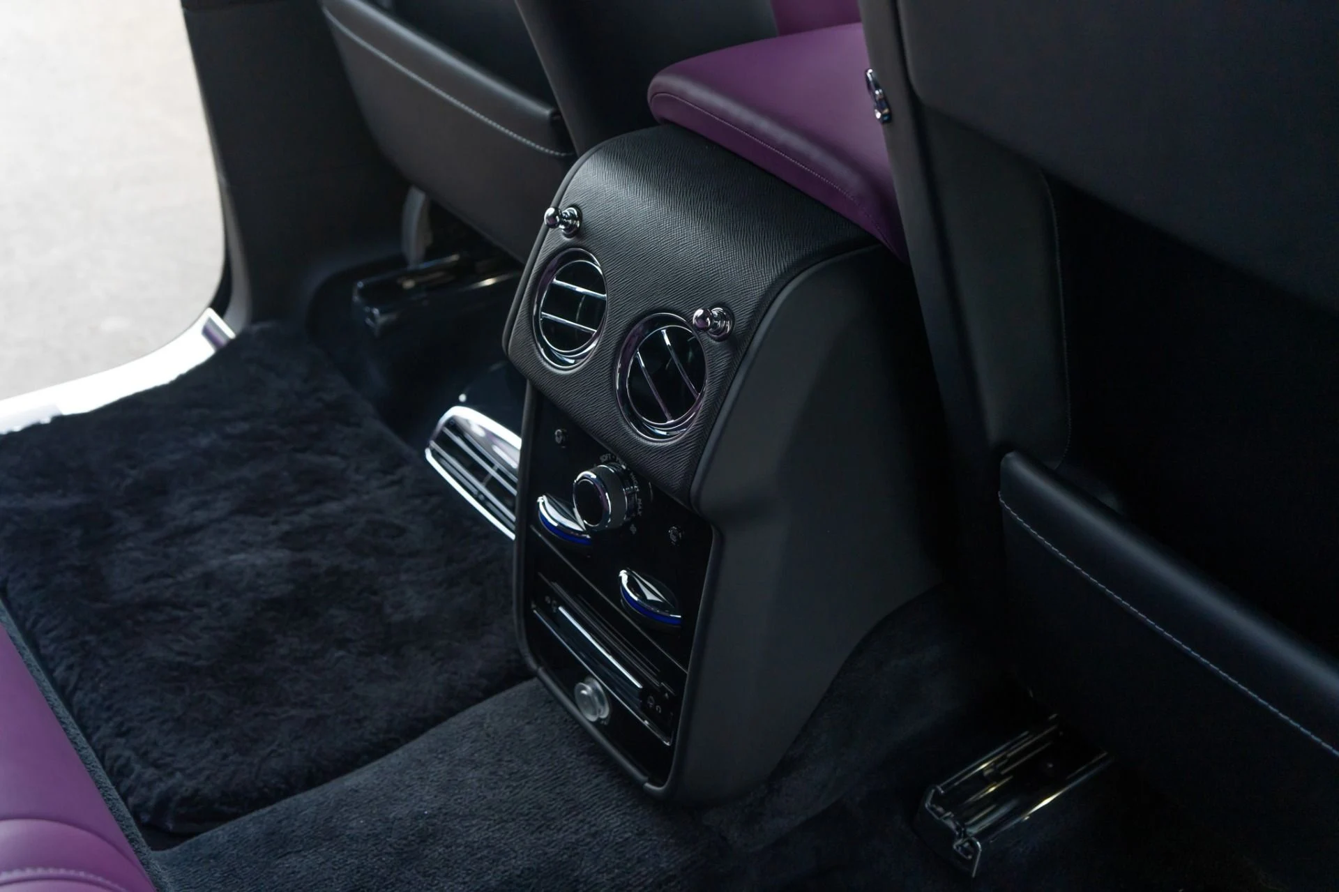 mph028_524753663_Used_2024_Rolls_Royce_Cullinan_1772750182_c6bdc5bed1