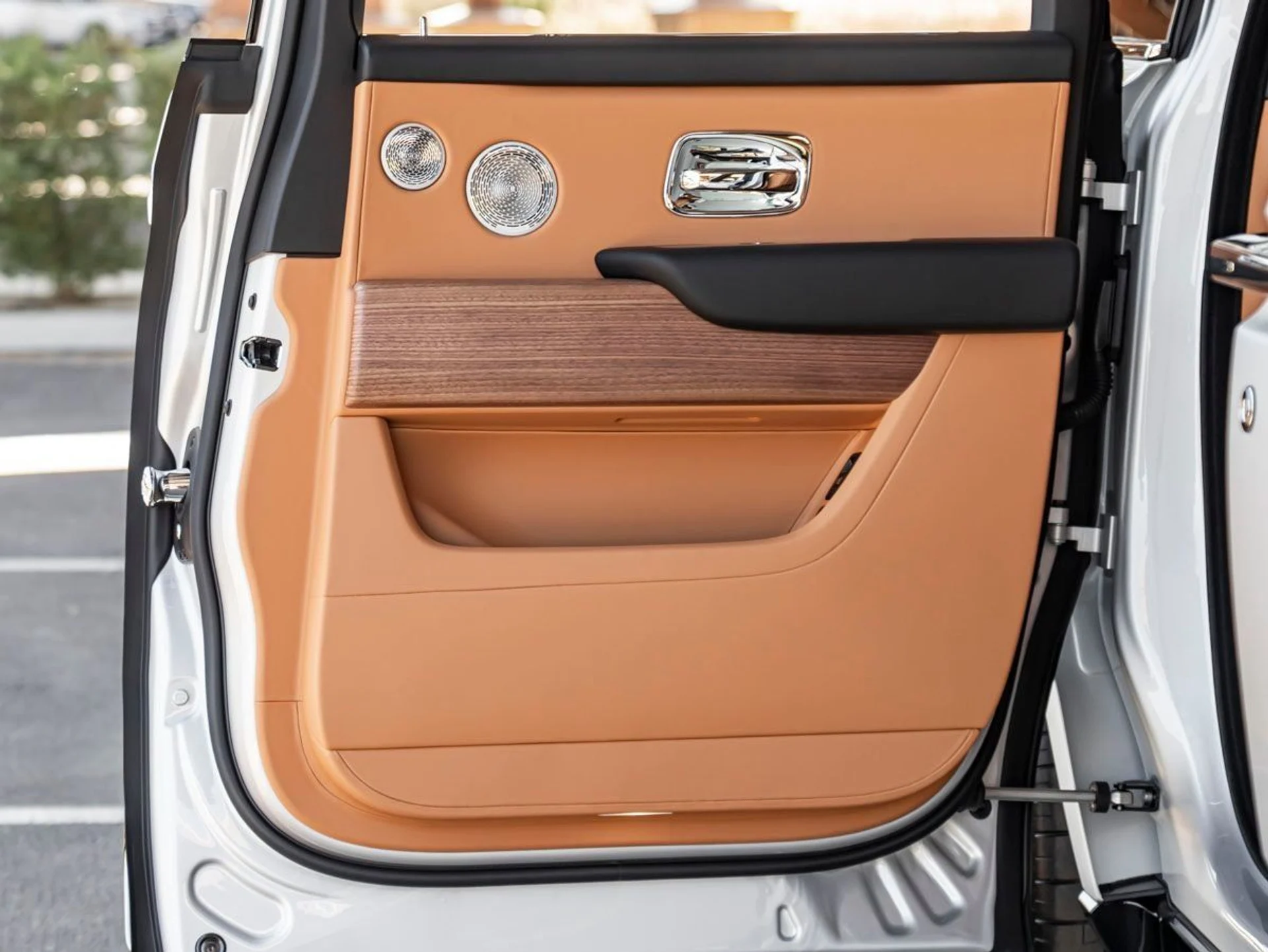 mph028_527142089_29_95e5bbe3d7