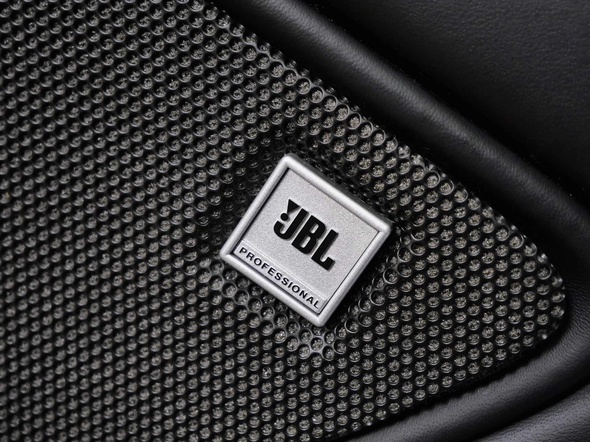 mph028_532352165_dfe070304cfbab28a7f558b41127fe64_b9929b17f0