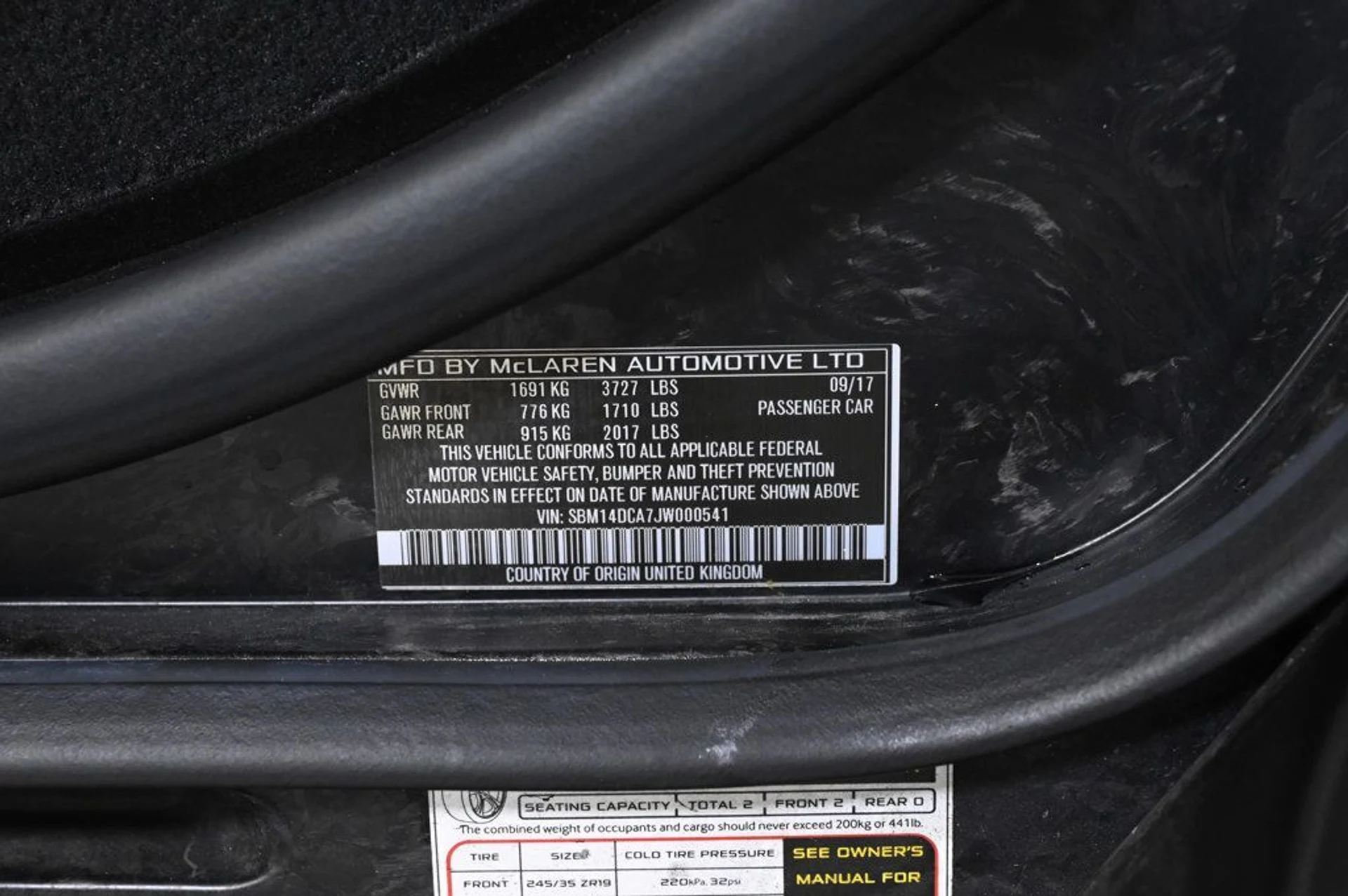 mph028_532391481_used_2018_mclaren_720s_luxury_11350_22954018_28_1024_80d73922da