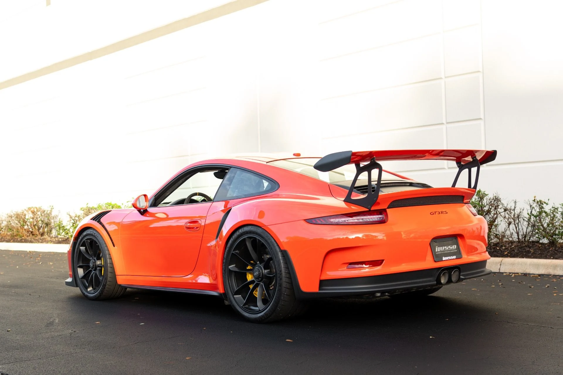 mph028_538873685_Used_2016_Porsche_911_GT_3_RS_1766773556_ae6ca2d525