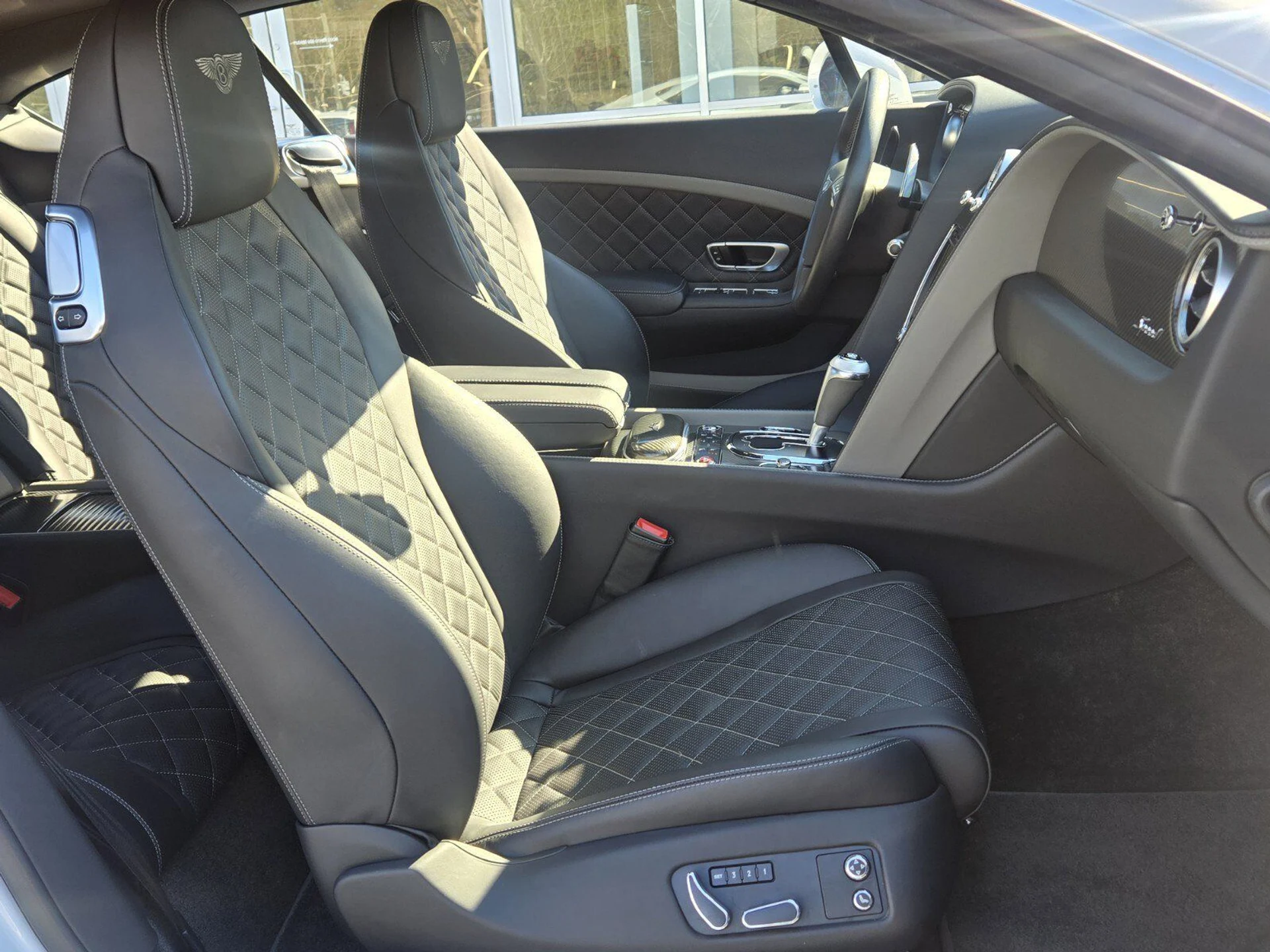 mph028_541064964_a4ac38ac8dcfe90f74c1d9346f6692c0x_e33043e0f8