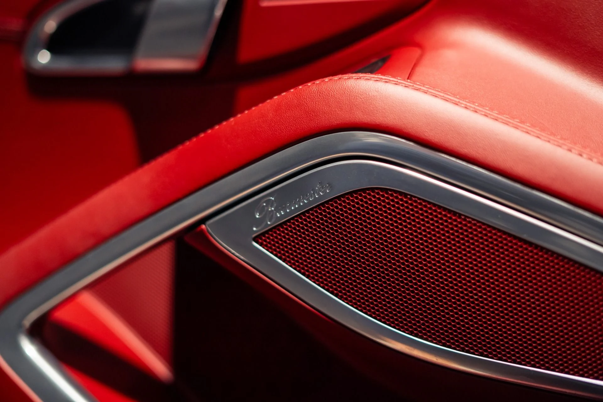mph028_54663472_Used_2017_Porsche_911_Turbo_S_Cabriolet_1784650214_e6a5a23879