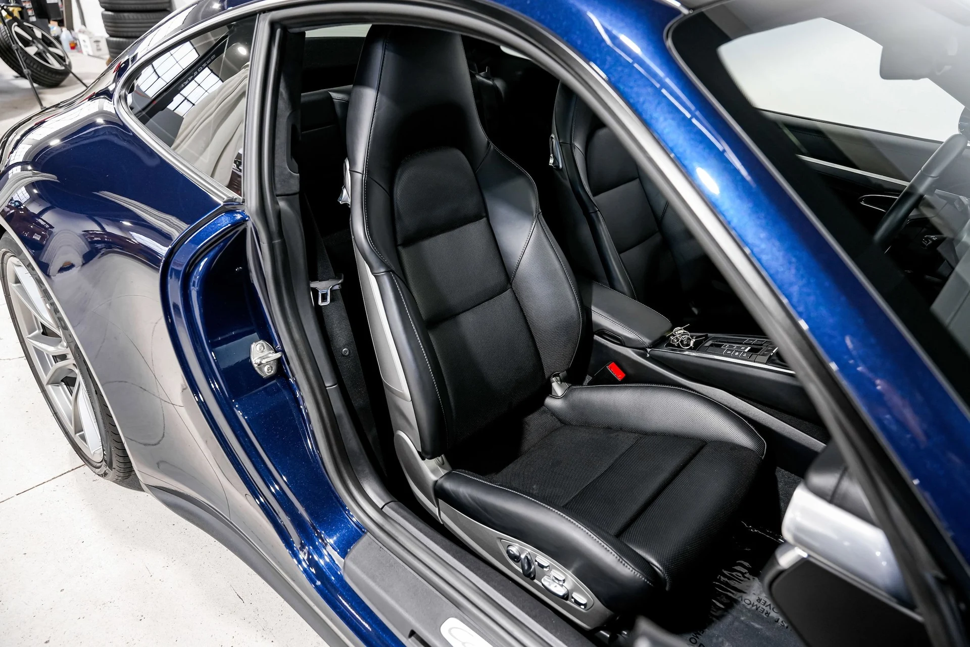 mph028_547314418_494137d92f9b0fa0c51ee5cc4f504d01x_3a12a33db9