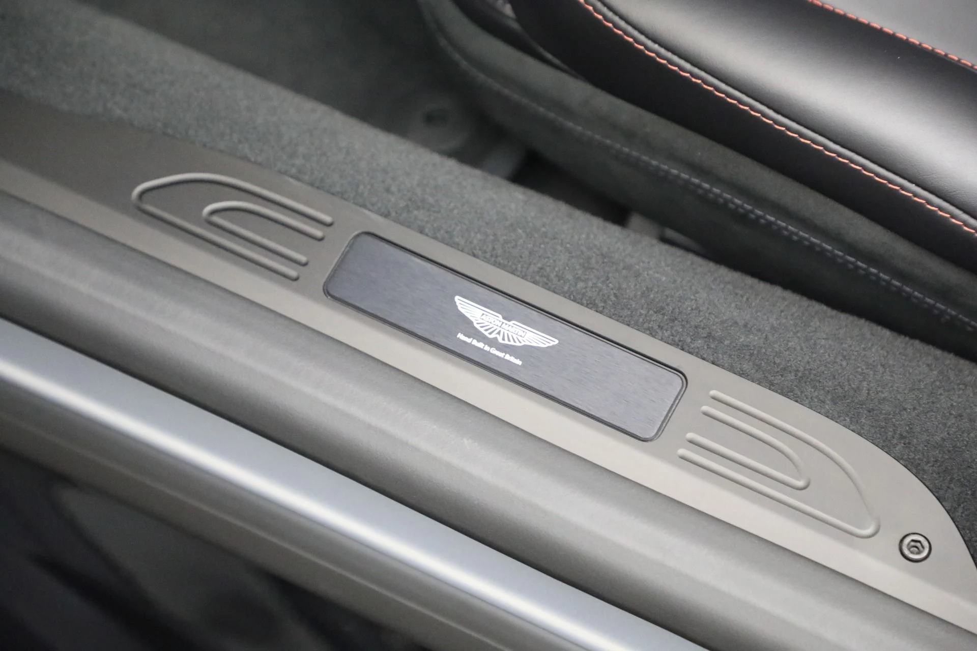 mph028_548941078_New_2026_Aston_Martin_Vantage_Roadster_1768253307_be9a75b3d2