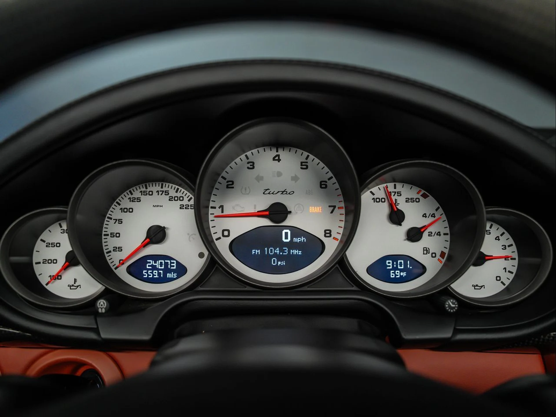 mph028_551455200_0828a73b82bbeeca86003ba34d7b4dd9_ff0fea0289