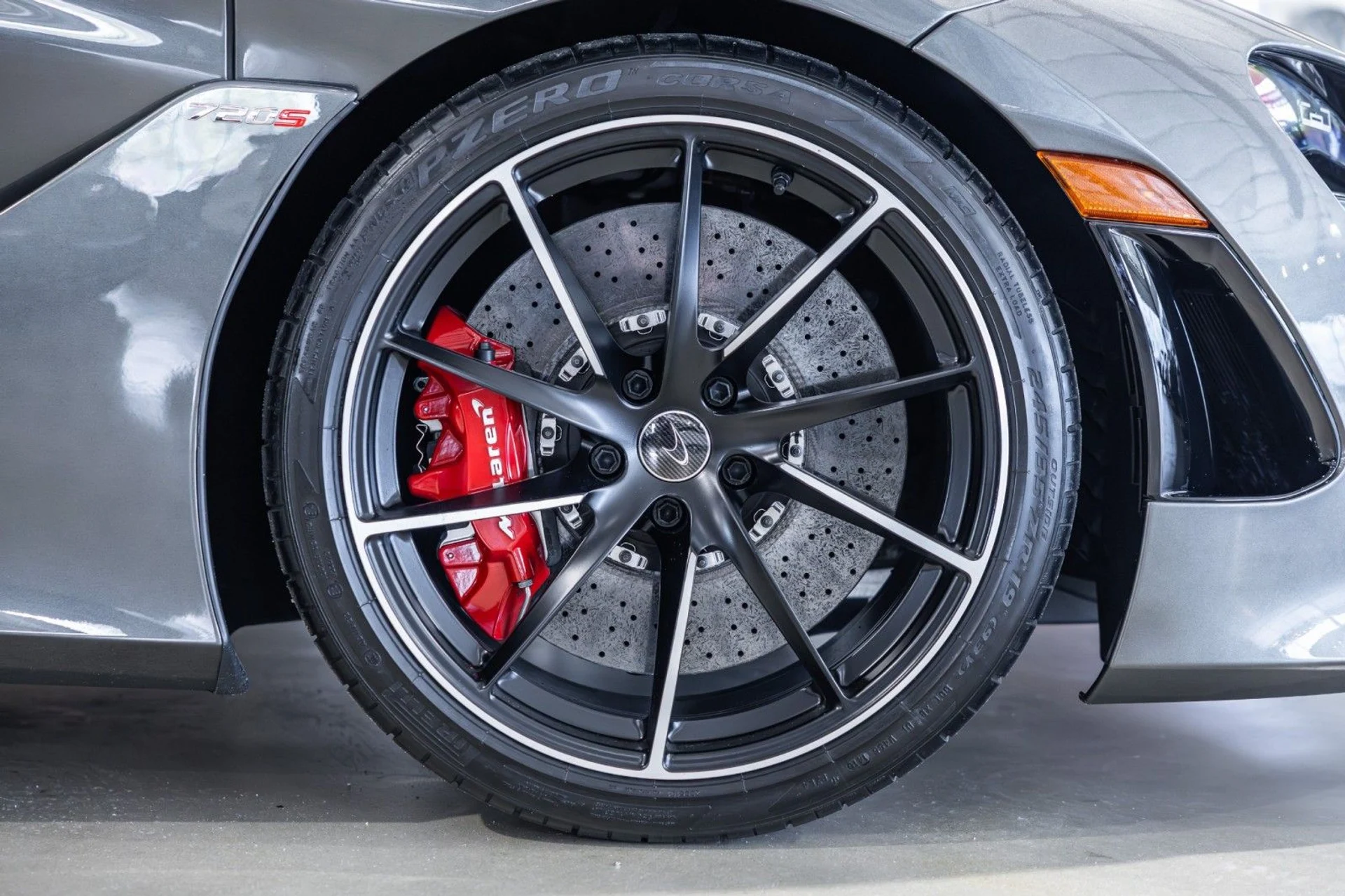 mph028_556186873_4_A_1de25e4eb5