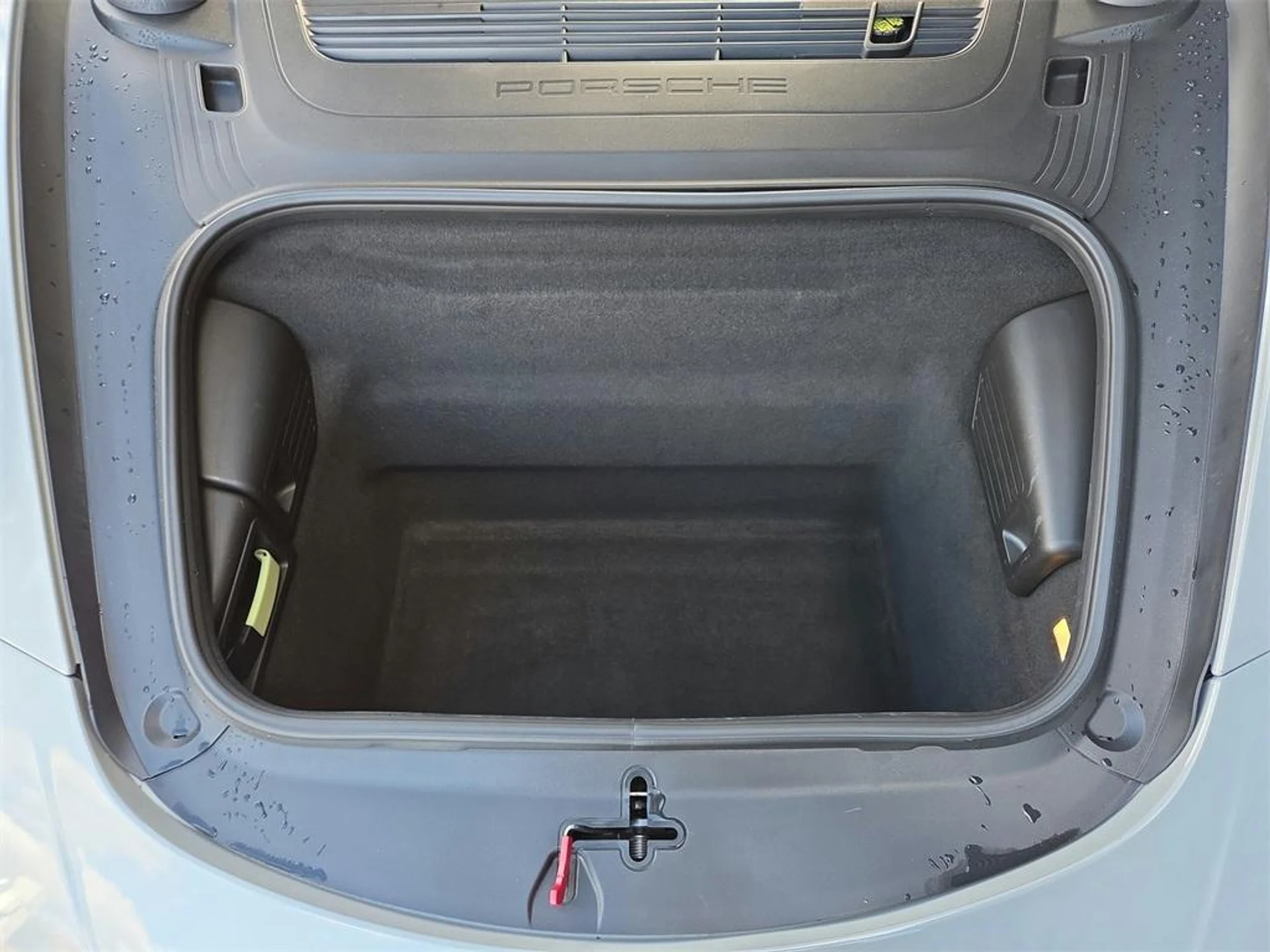 mph028_556943097_s8_YLB_Md_Hm_D0axk_ND_6_Xdgc_L_Og32_E_9762371ce7