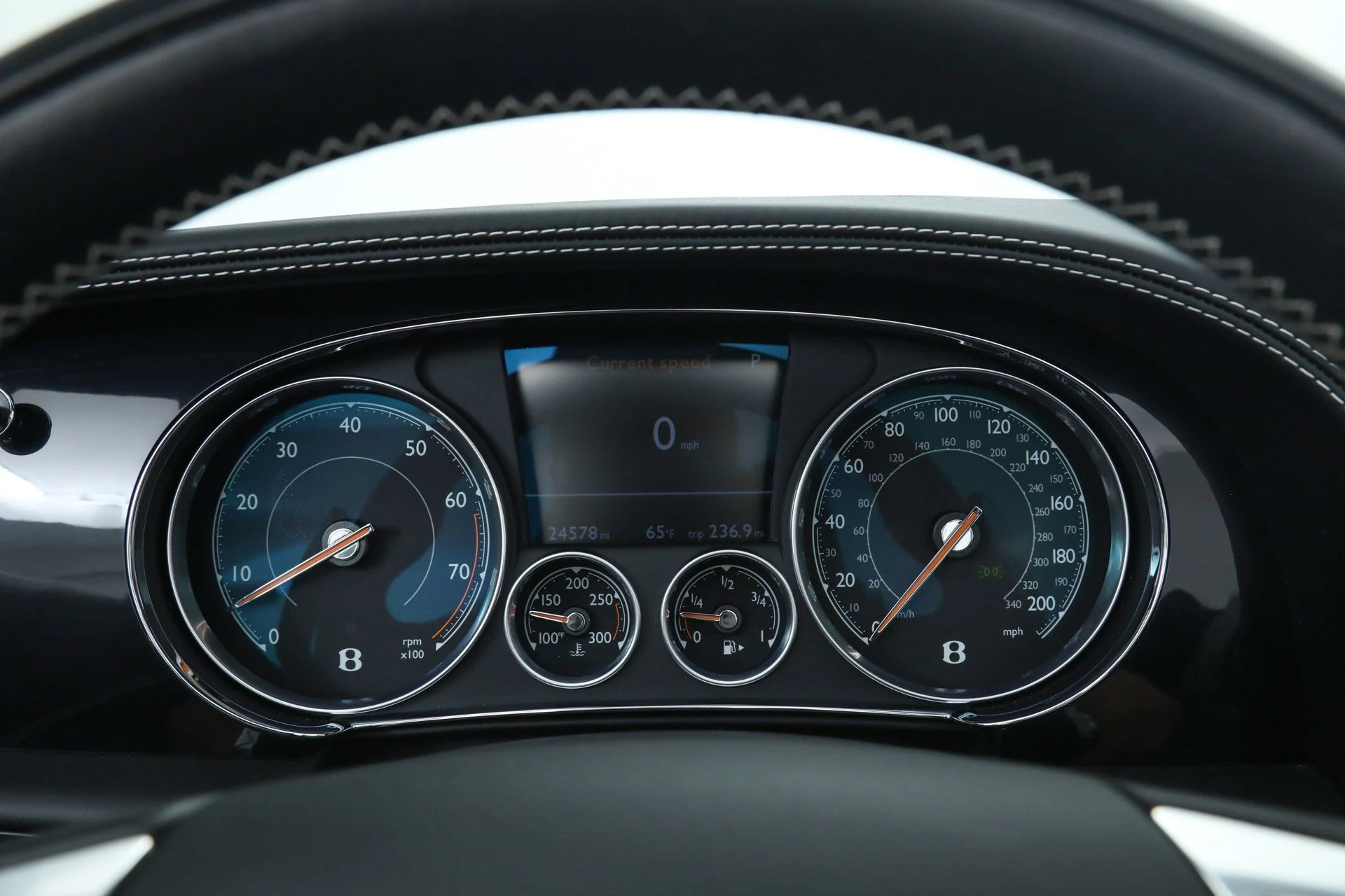 mph028_558553741_e0953952e63c38ecf41feaab2f61c5cb_edfeab372d