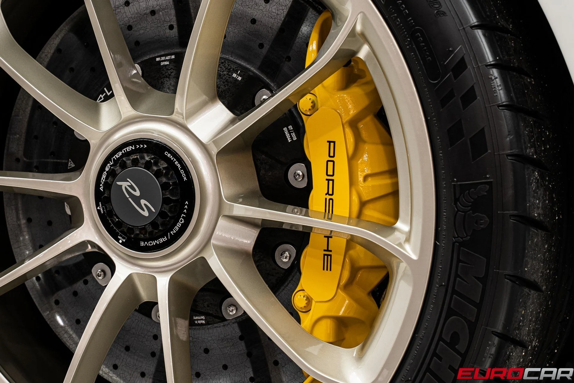 mph028_560492899_image_29_3ddfd7f374