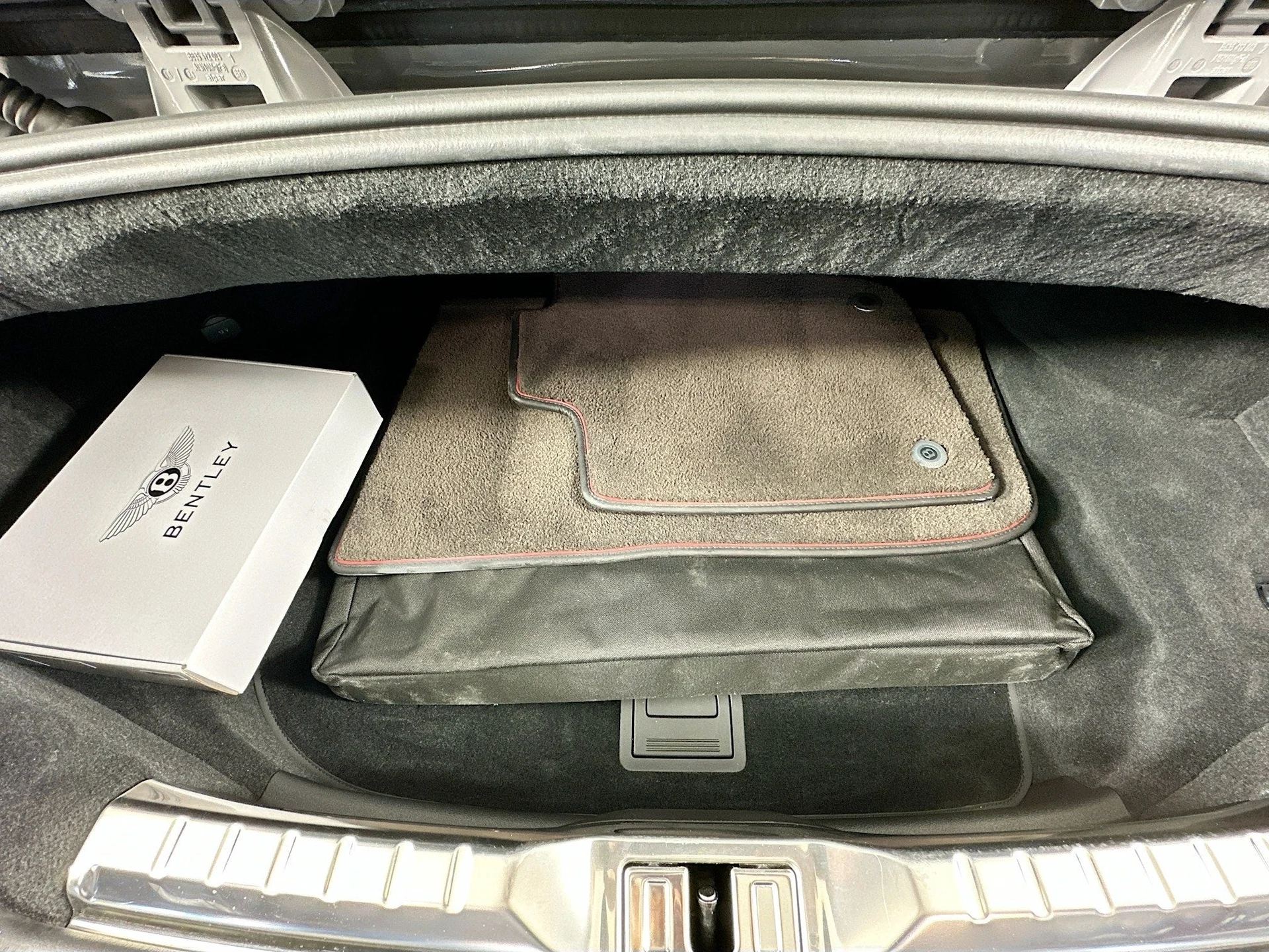 mph028_561601262_29_2d9f3262d2