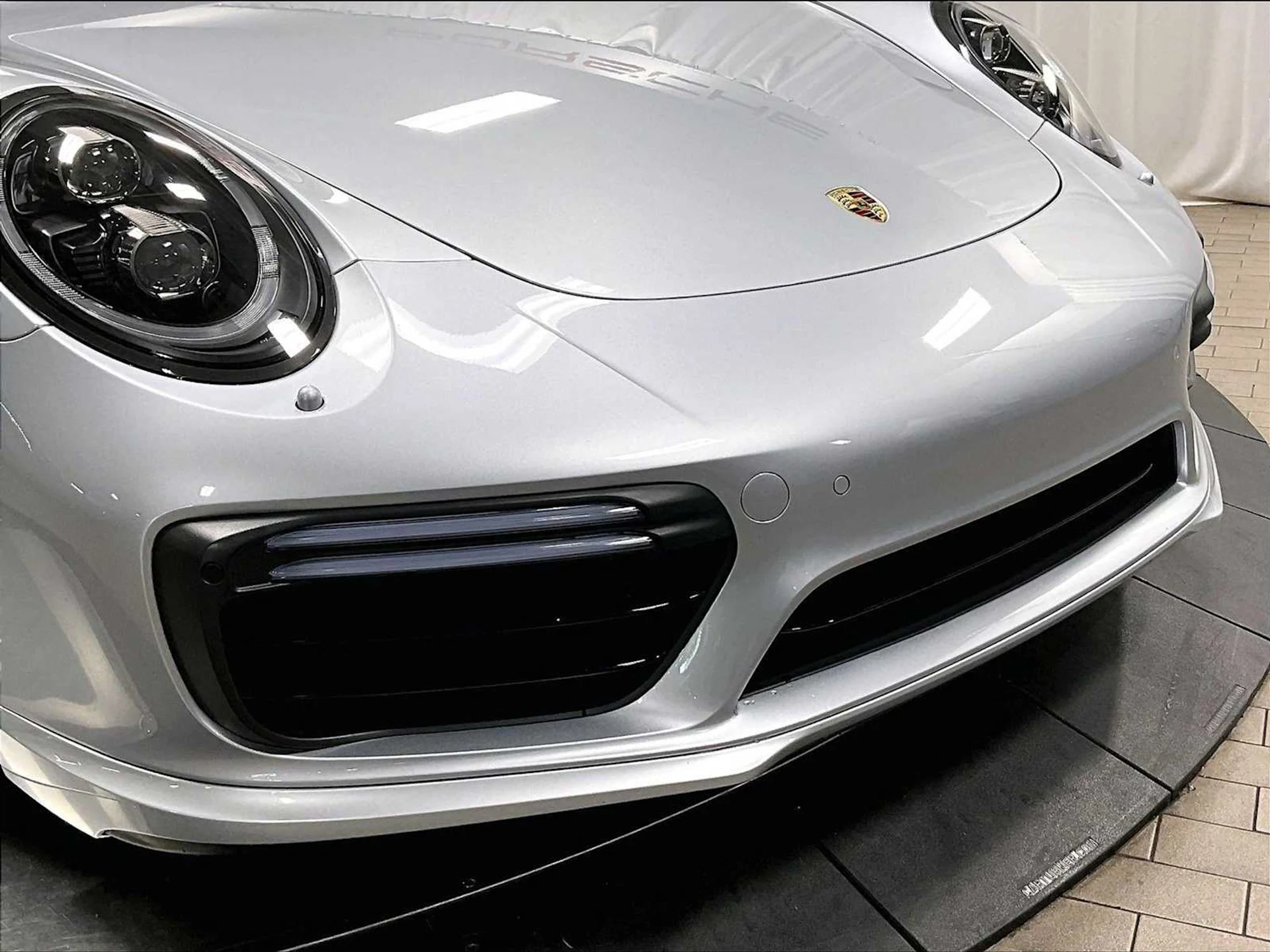 mph028_563755383_aa3b63f7f0eff3a345995dafd305617ax_184f76dc13