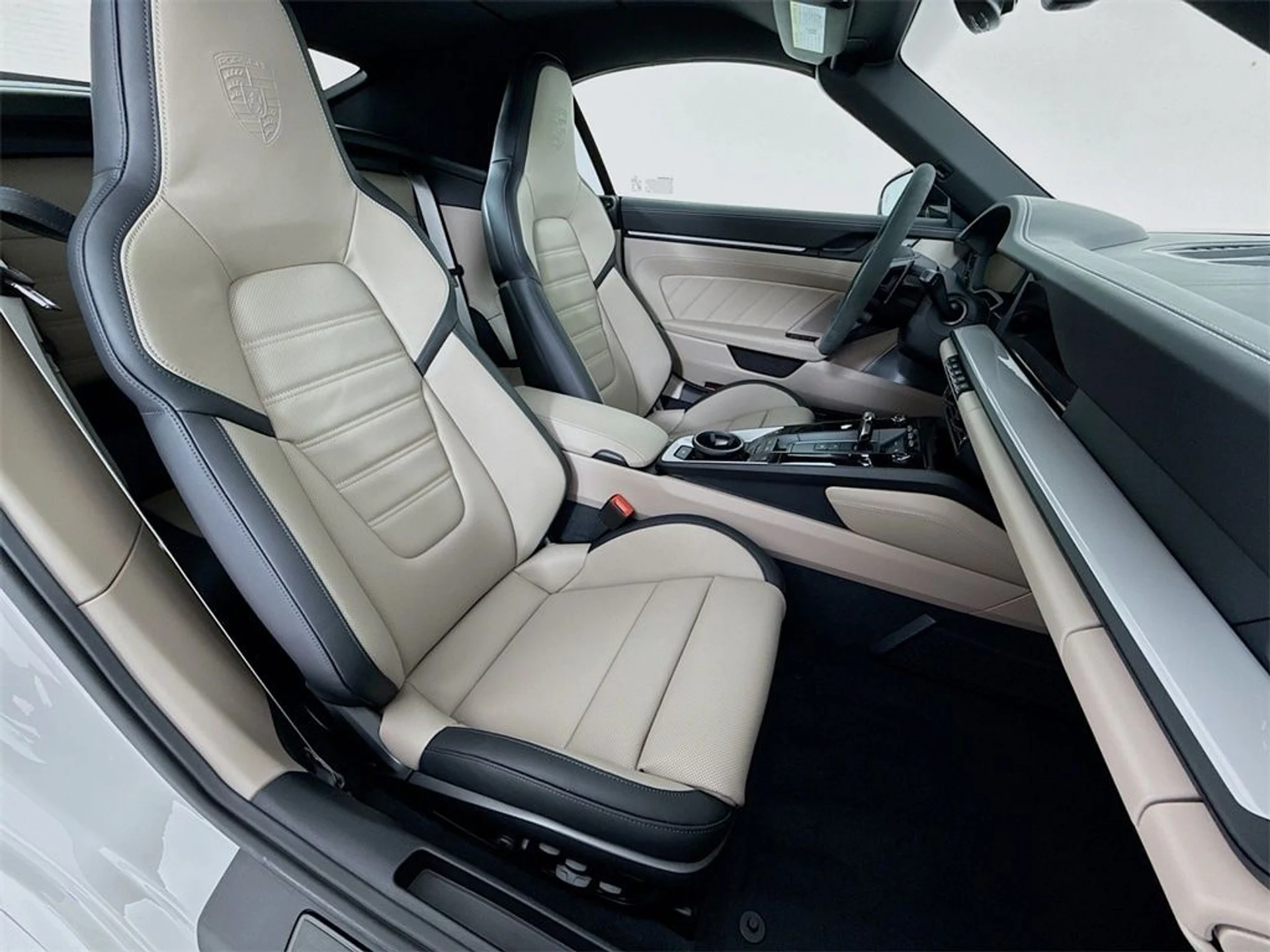 mph028_576178036_f7820b0f95529a73e3d94c948c301ed0x_ed9af81ba0