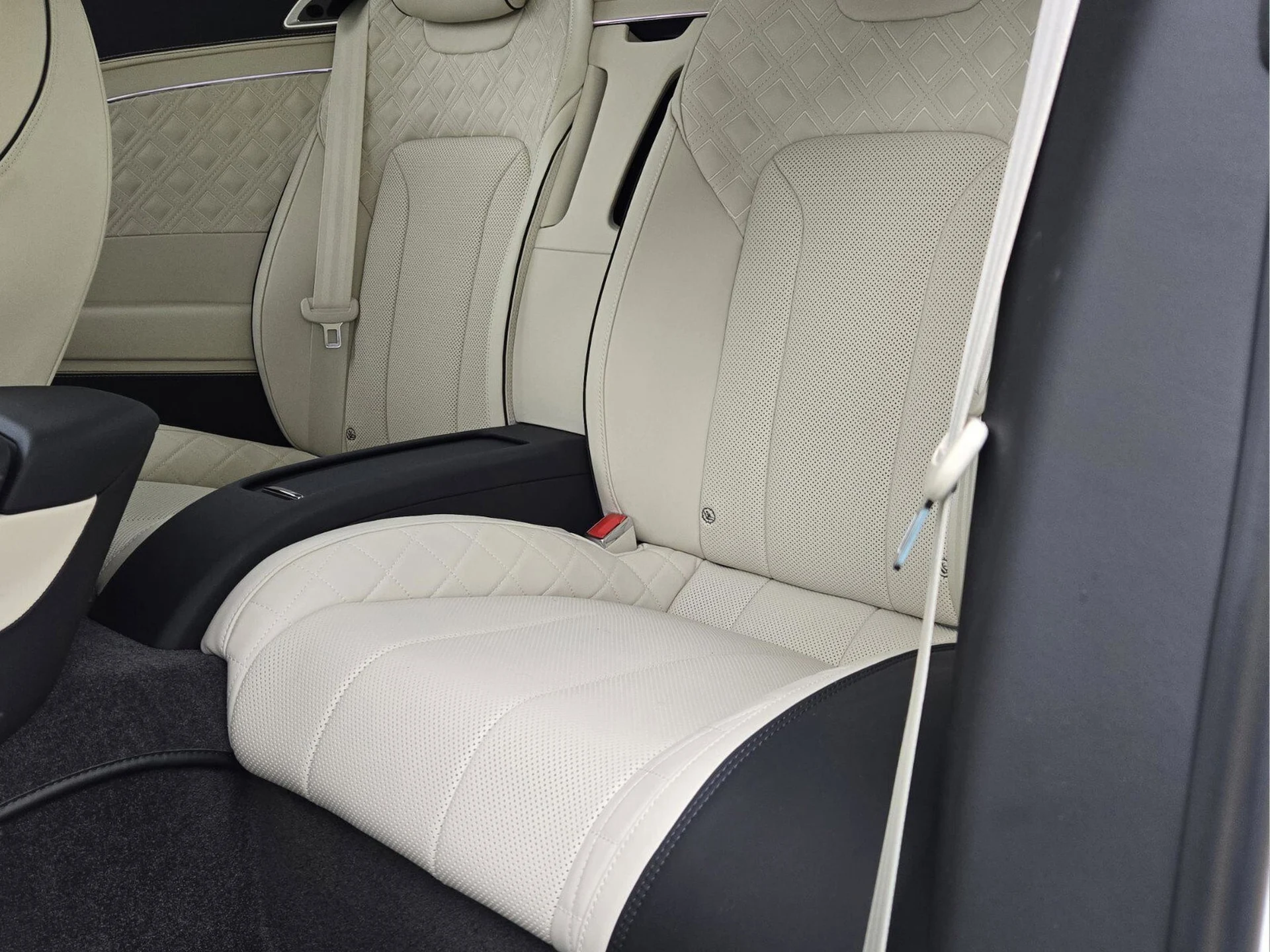 mph028_579797237_e202954deb0db17ecf3a8b6623539d19x_06ce460e4f