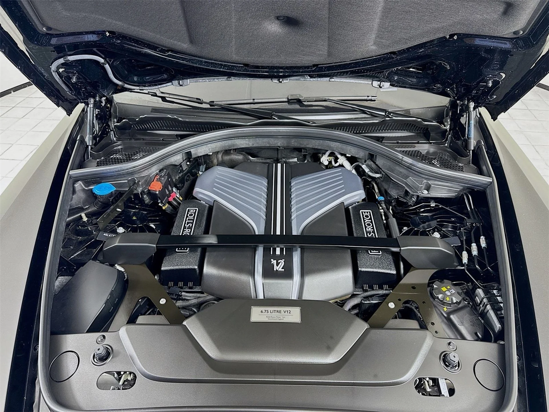 mph028_581441530_b3e2f723525bc1bf0f534e62632bb67ex_1ea6ae3f33