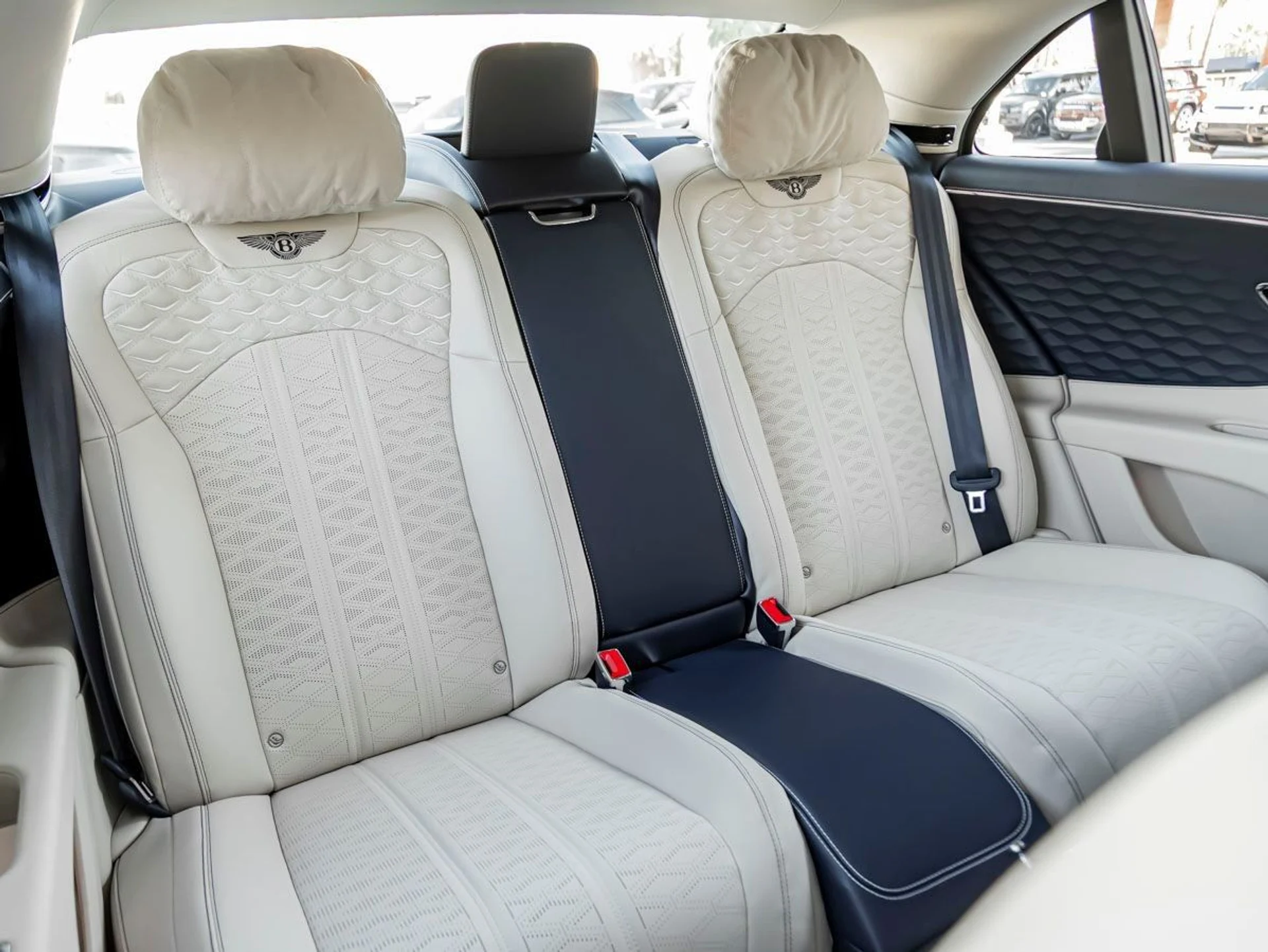 mph028_582327172_29_631b4e2808