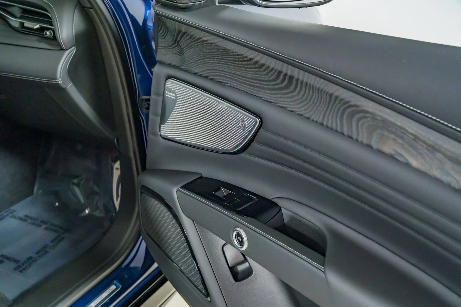 mph028_584547617_f589842e318f4c609e919a84972f3b93_7b490c13bf