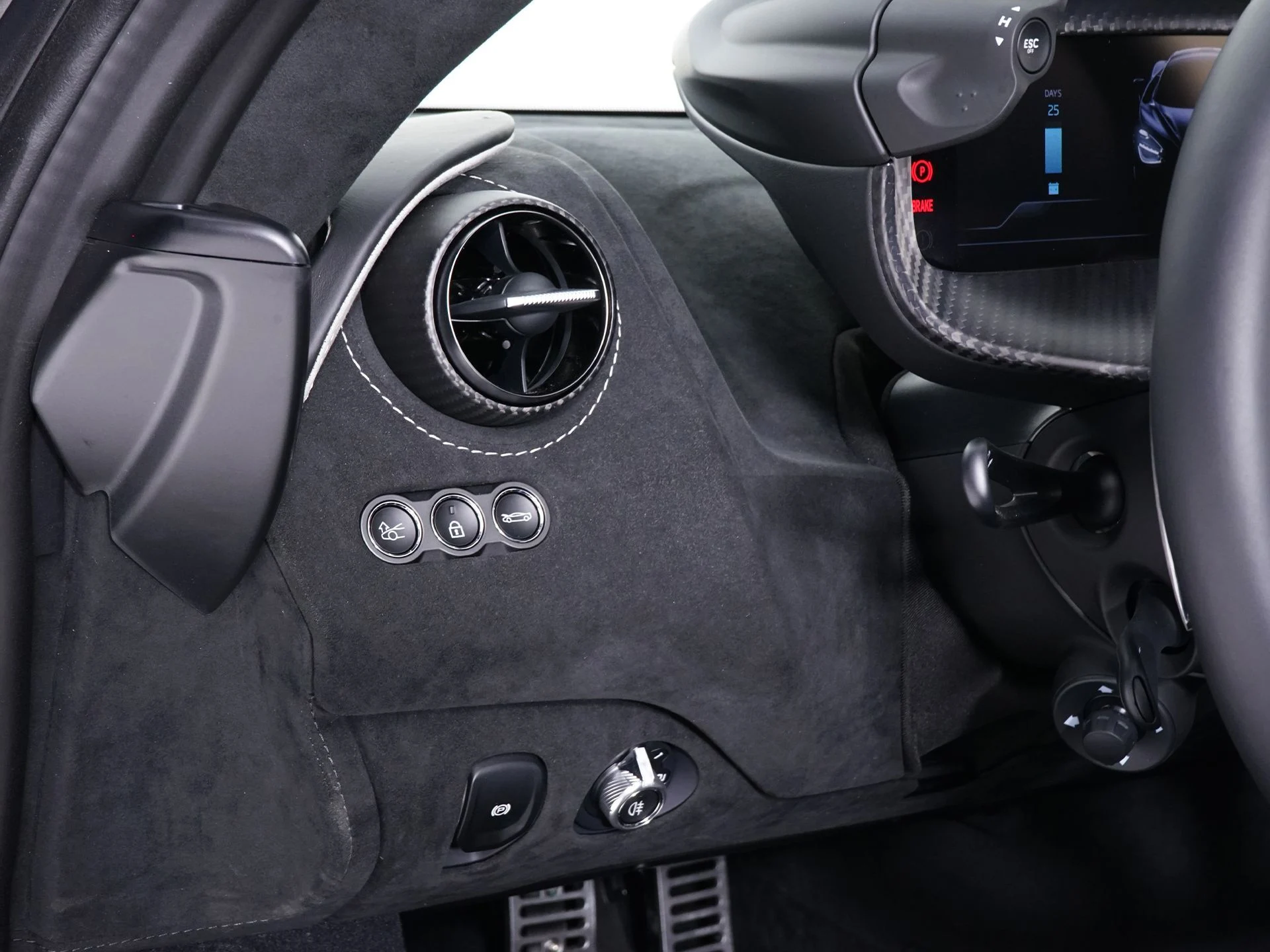 mph028_58720227_be529814bed7bb49776c222c4c111693x_e9149a715c