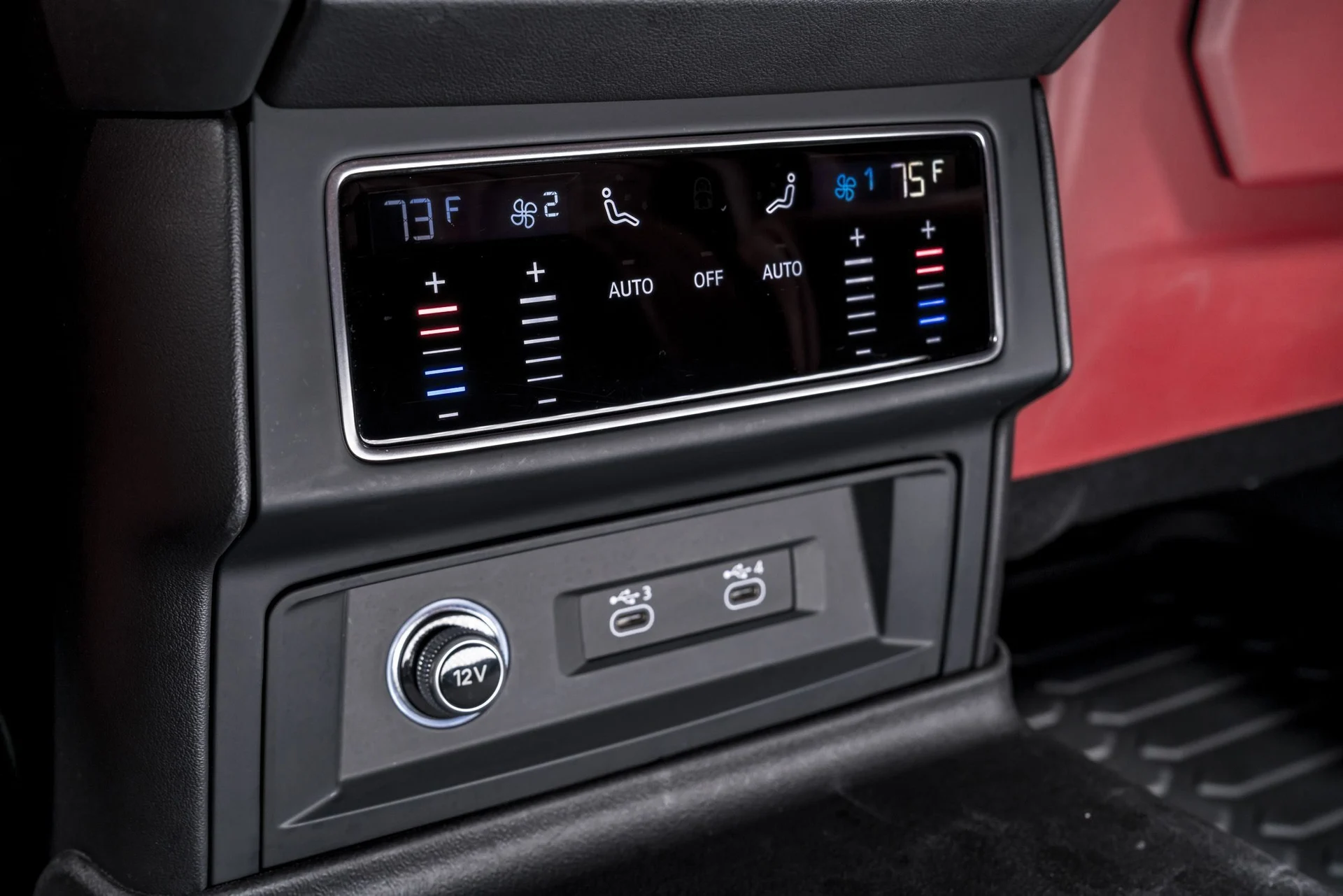 mph028_588512547_ae970bc539697e319b840546ffef8b41x_6aba216672