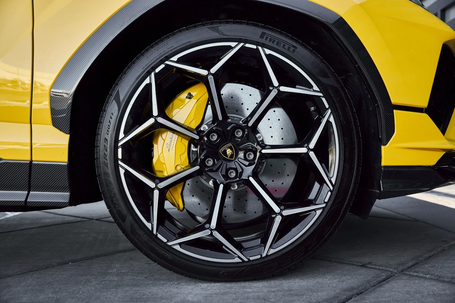 mph028_588772359_Used_2024_Lamborghini_Urus_Performante_1768011575_9c91837624