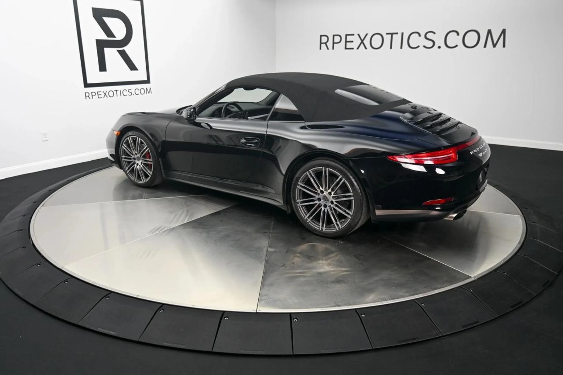 mph028_590061620_40b818a751f288f1cd2a4a5e5f0bbeb7_f50d64d164