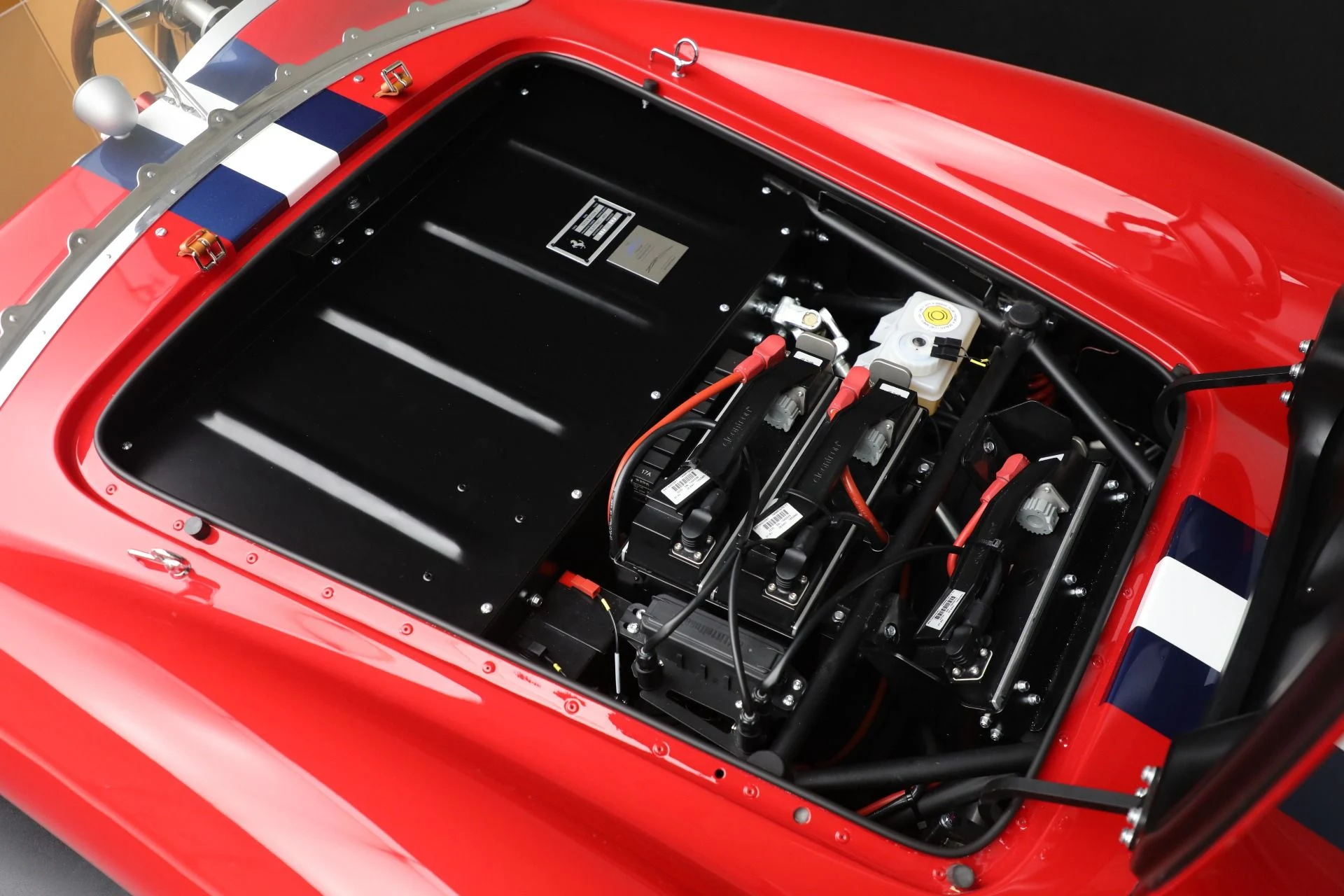 mph028_591645026_New_2025_Ferrari_Testarossa_J_98f7417cc4