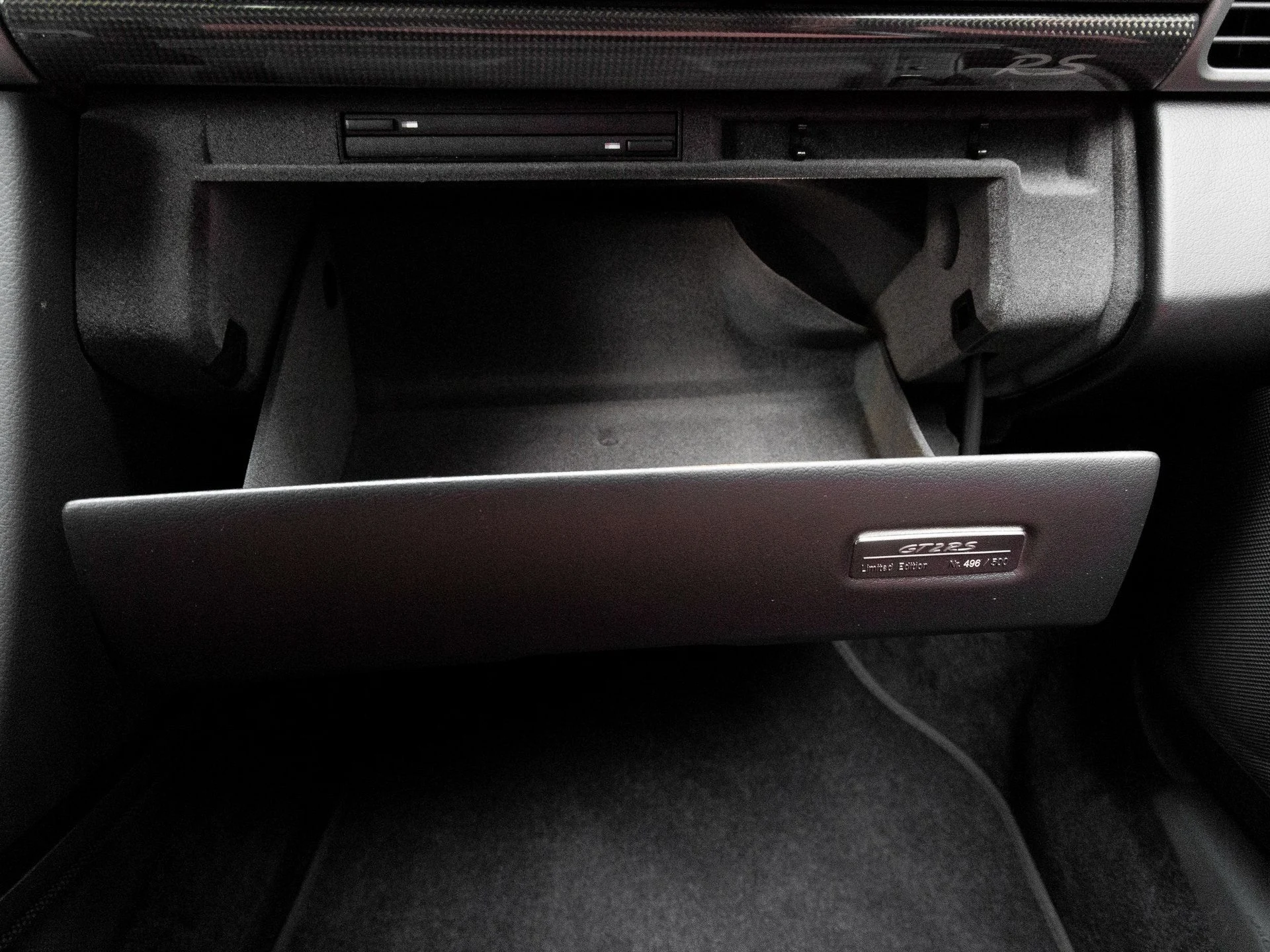 mph028_593678194_29_ea0deed776