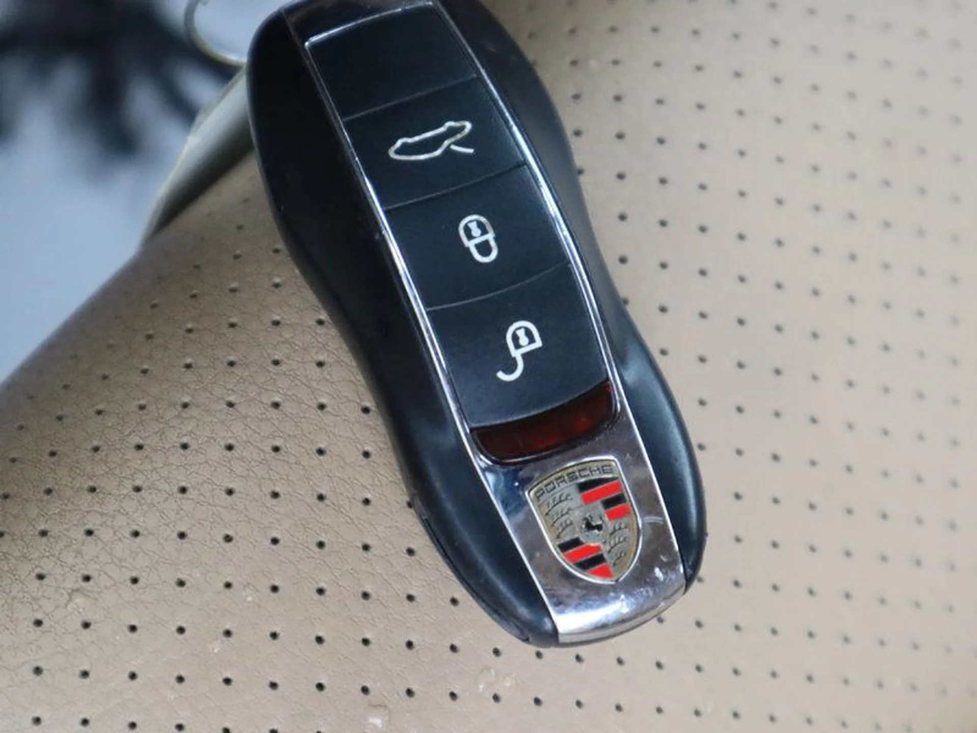 mph028_594770634_37260098_09913_35fb38702f0fdf8ca8c1e3444479b50a_9c9e166da2