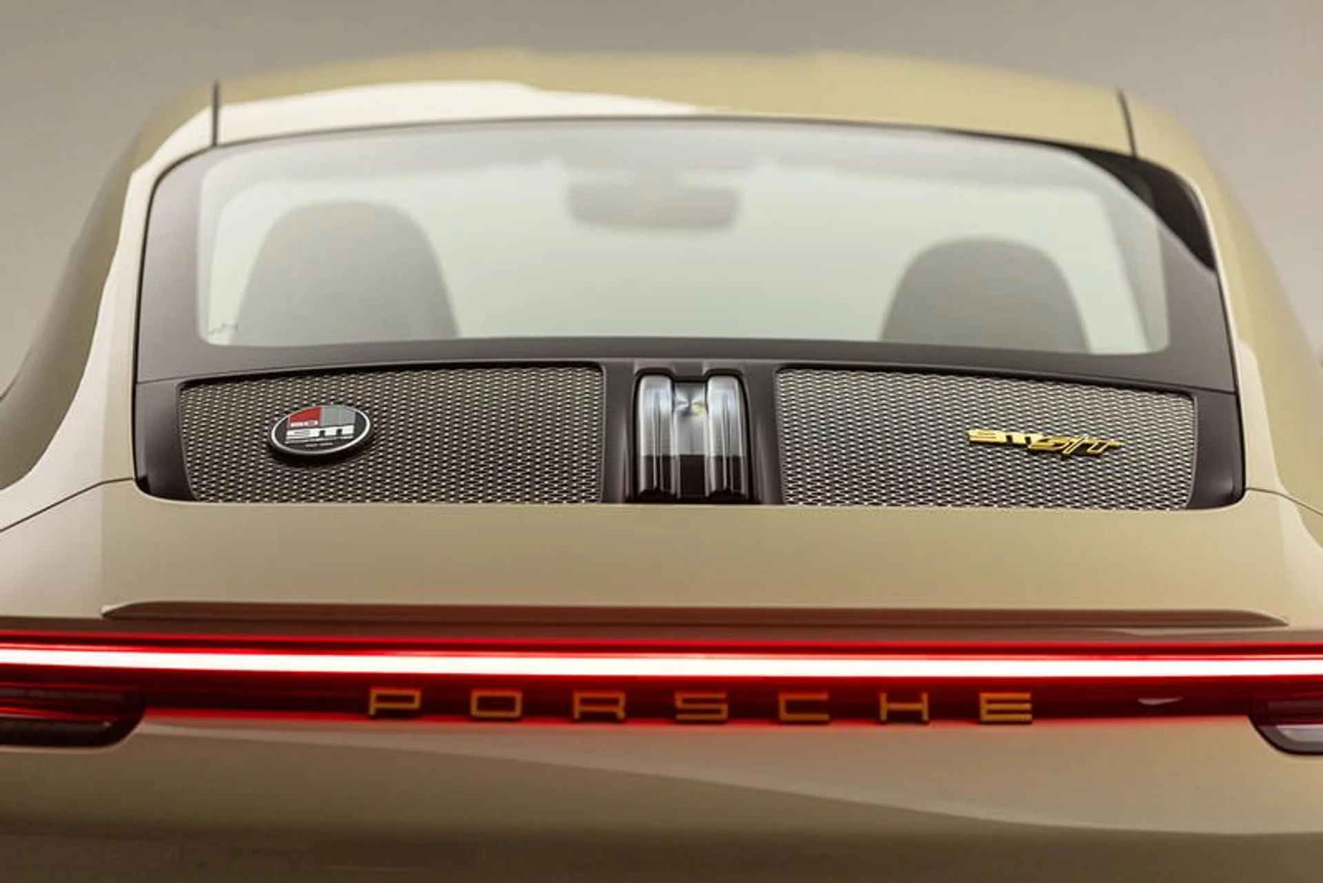 mph028_595331463_F59_E1850_2_A82_4_FB_0_8_CAF_C9040_F957_BC_0_c339c239a7