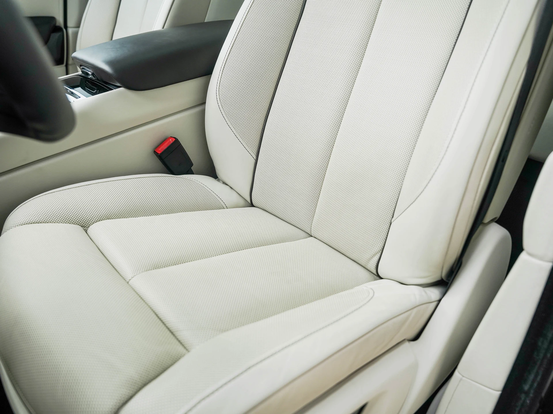 mph028_595988991_29_9d56a18080