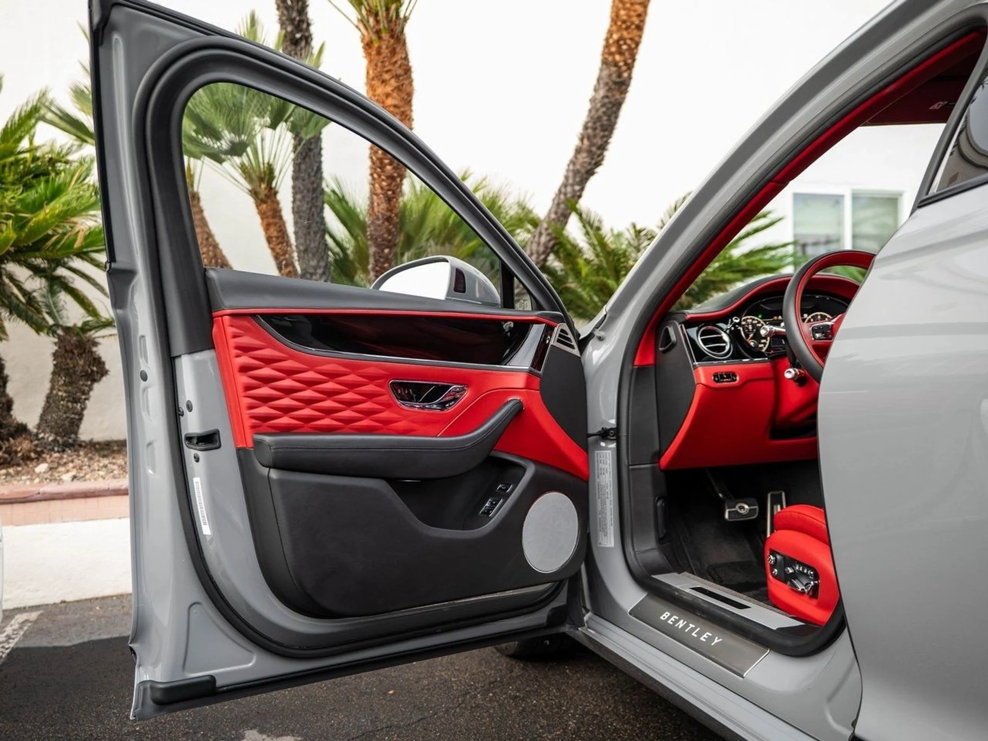 mph028_596345015_214ee055ffb9ec9efe55891df9181ccbx_9c2b9d8f03