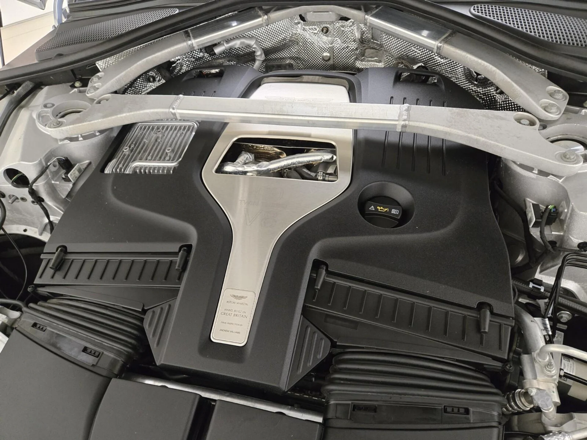 mph028_599647611_Used_2024_Aston_Martin_DBX_1777355474_c80ec86a08