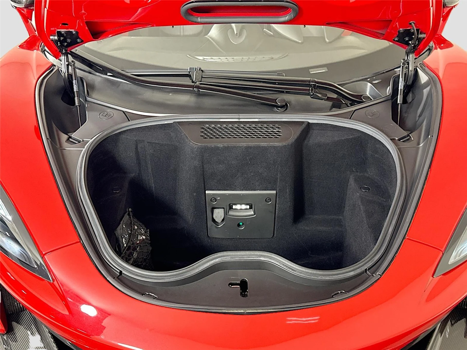 mph028_600504041_eedcc5b9efbe7d6e7573b3e741eabc56_d204566eb8