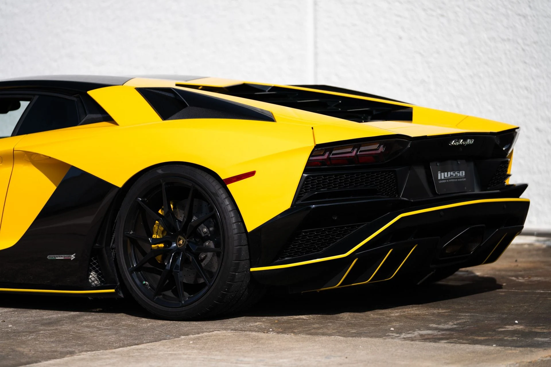 mph028_603544805_Used_2018_Lamborghini_Aventador_S_LP_740_4_S_1761083362_036f7166a8