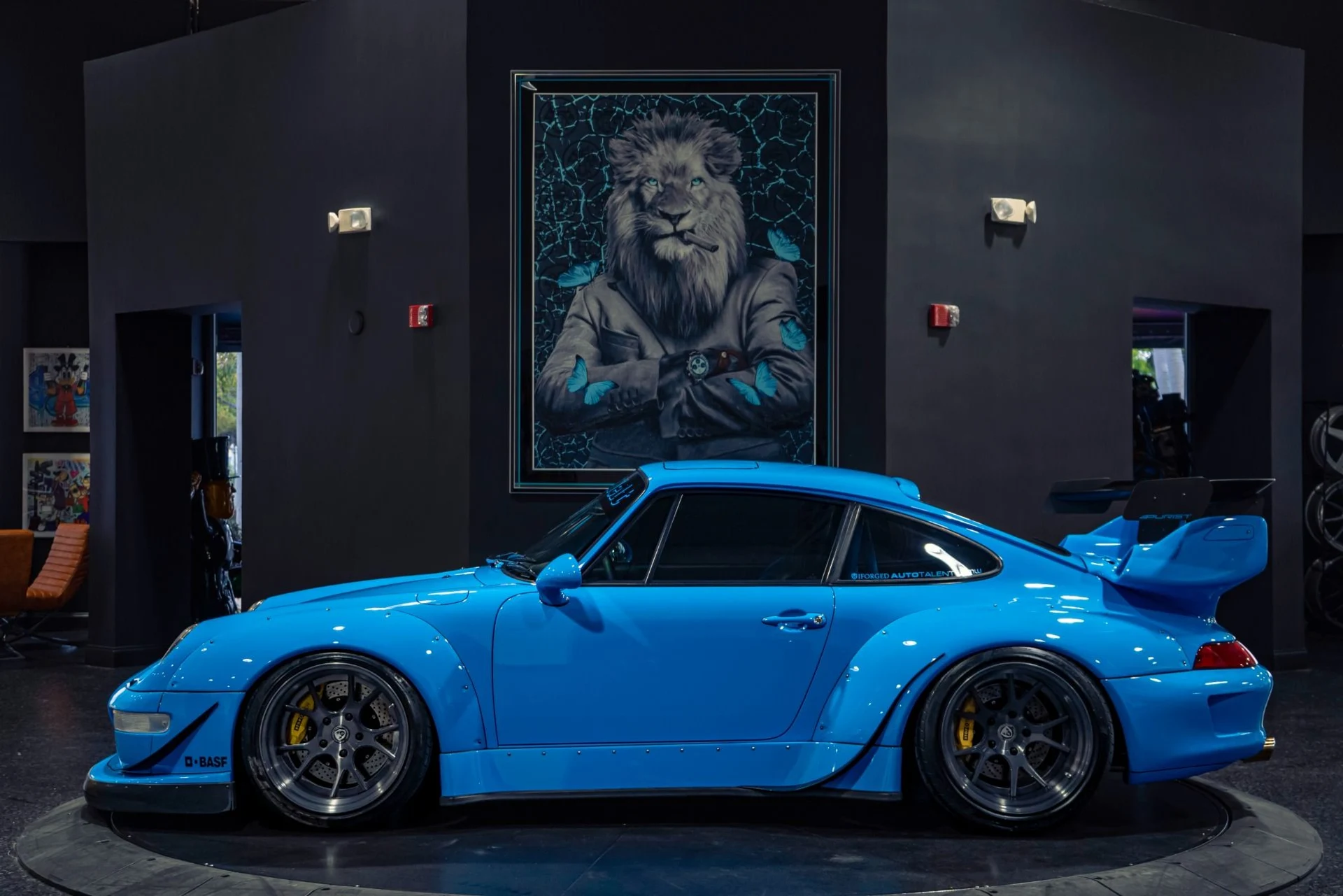 mph028_607626860_Used_1995_Porsche_911_Carrera_RWB_LA_1_Riviera_Blue_1775600553_a79b544484