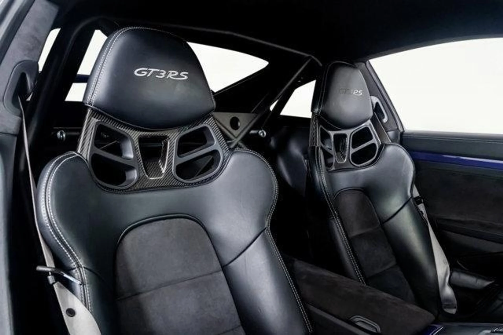 mph028_61204538_Jo51_S_Gd_FTI_Uzvdzs7_Qi5_ZNP_Hcbo_54533ce21a