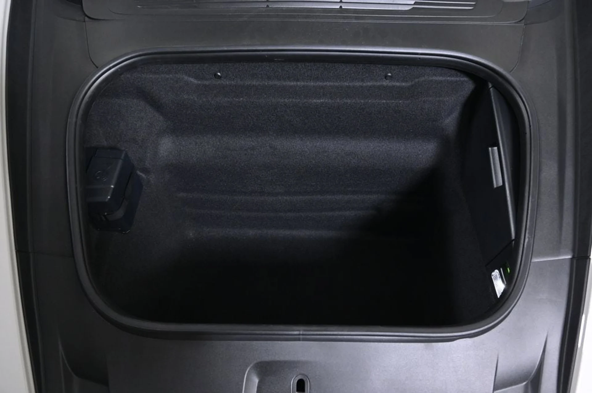 mph028_61581265_7a4c814cae83196d310918600e0fc069x_c483d47831