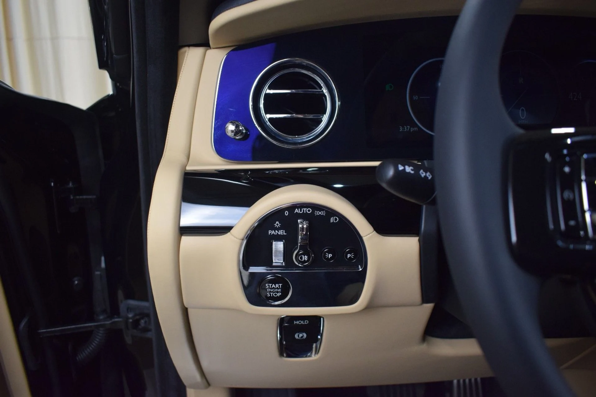 mph028_621022997_aa7f7c886619edf899f90d39f40be971x_b75f8a1355