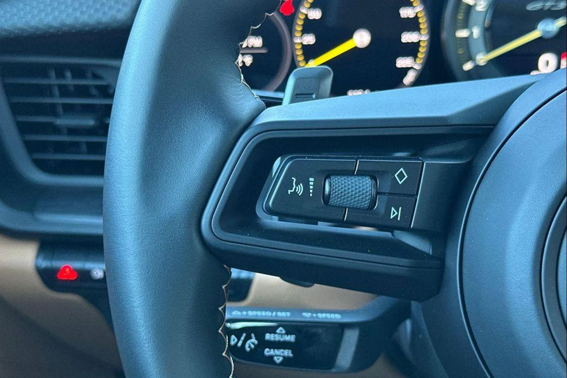 mph028_623310583_0qg_mli_N6gcn_Uabo8z1_Ct_F_Gi3vc_d81e260cb2