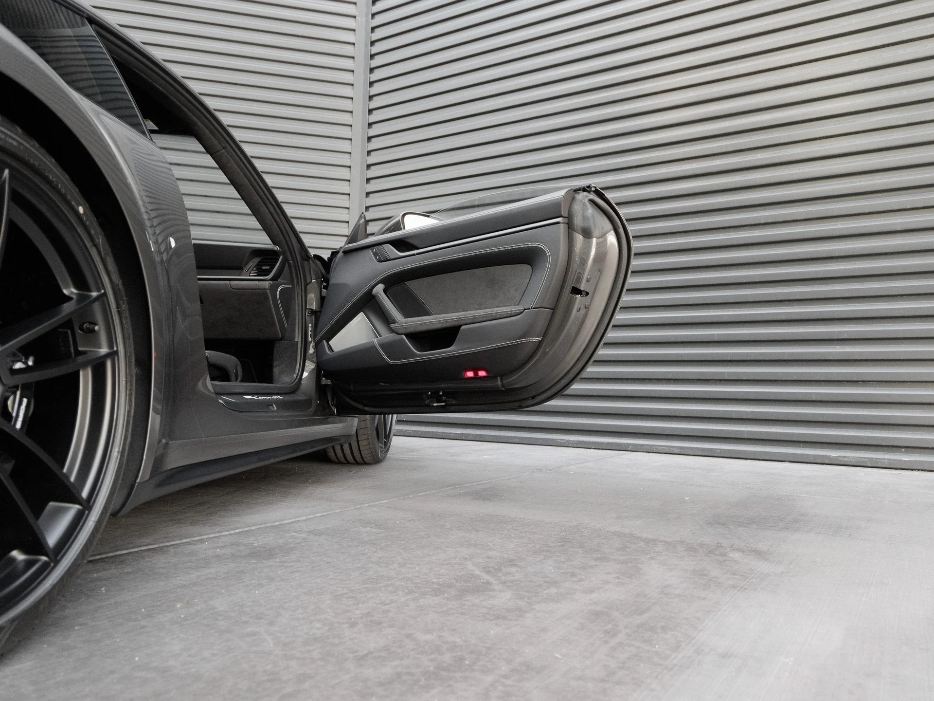 mph028_624176061_29_a745202295