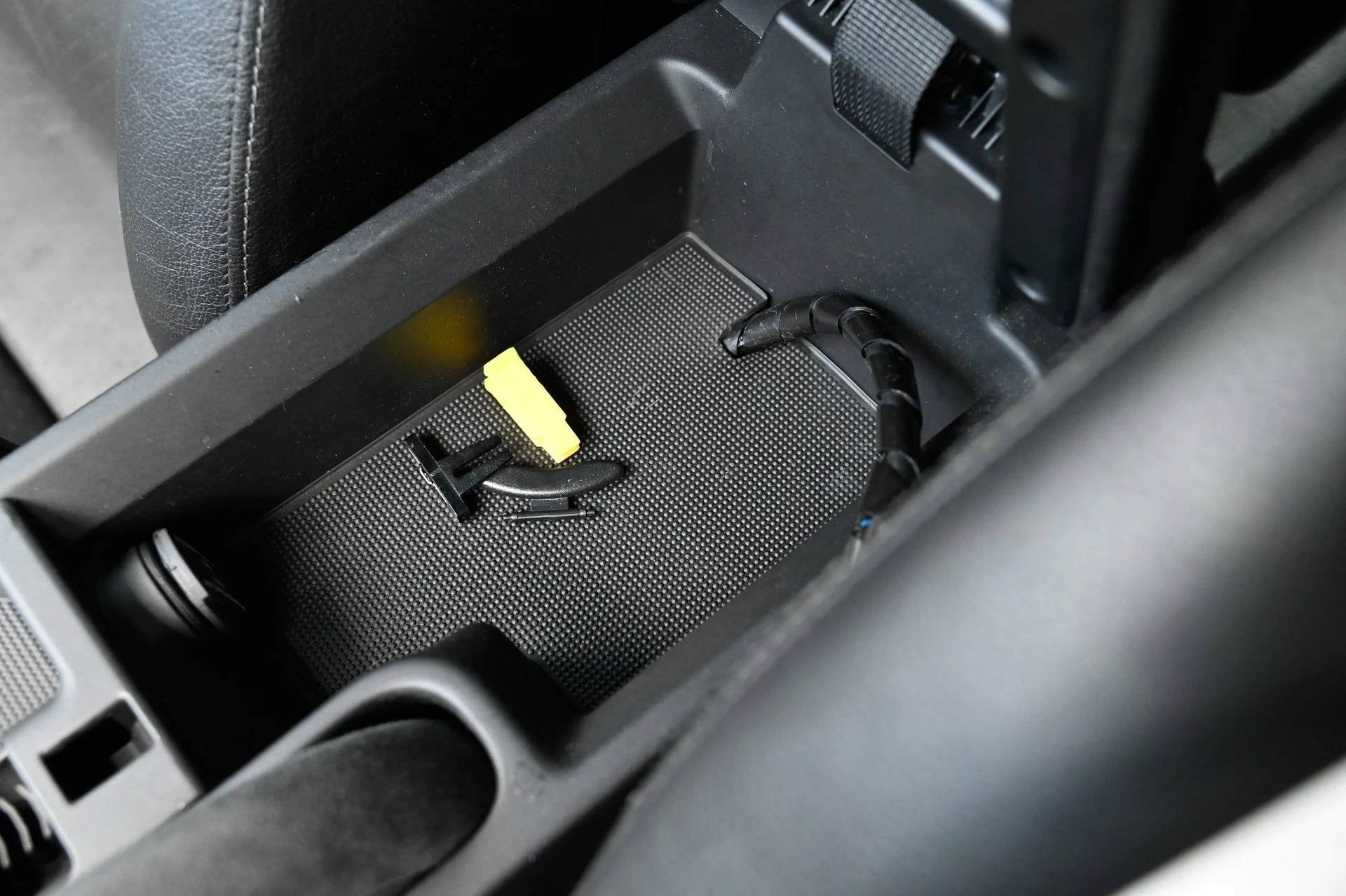 mph028_631296488_b41fdbc1fa394a4ea3a365ac7535368c_9c1a04c3af