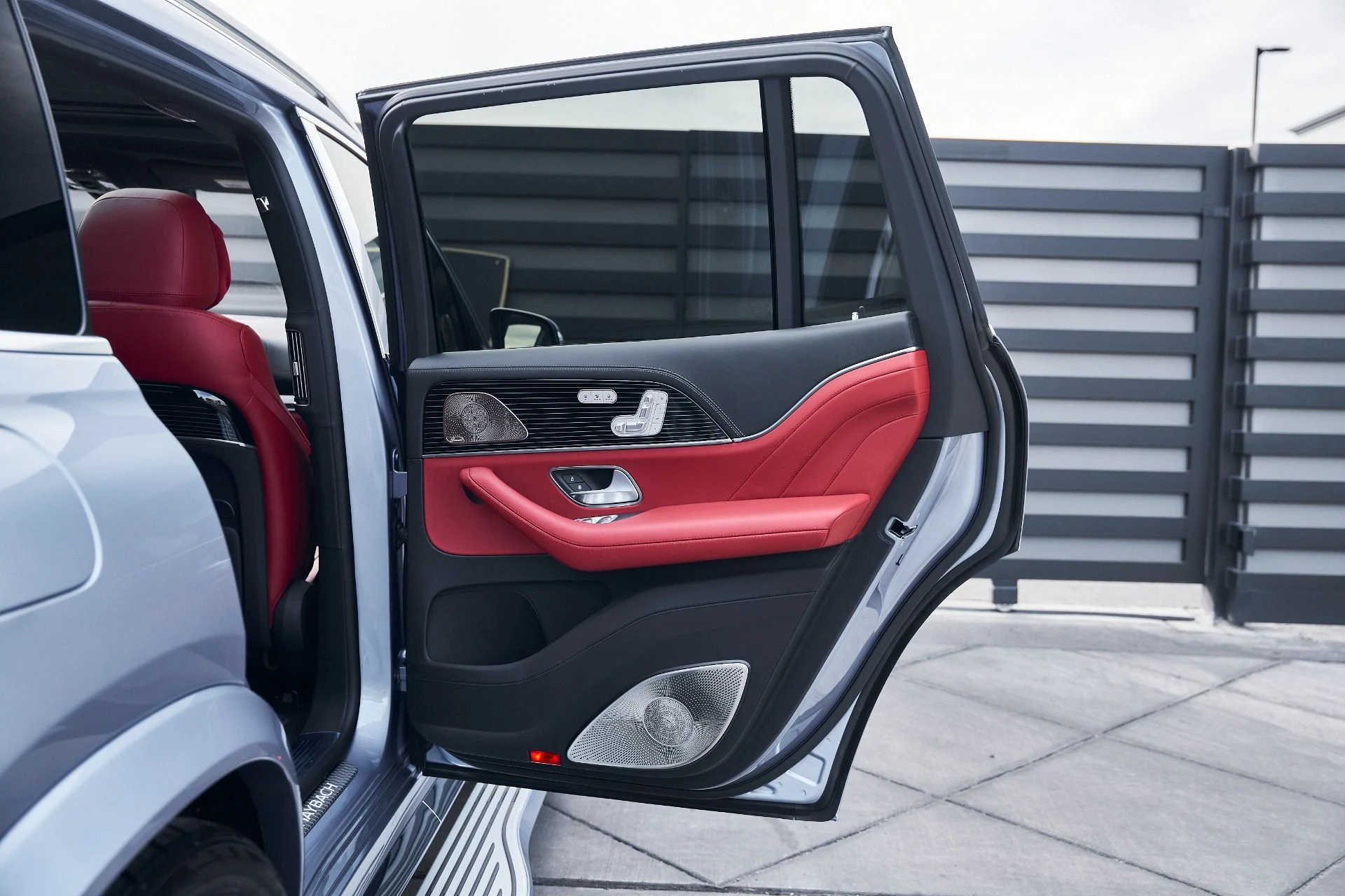 mph028_634866666_Used_2026_Mercedes_Benz_GLS_Maybach_GLS_600_1769136316_fb895fc60c