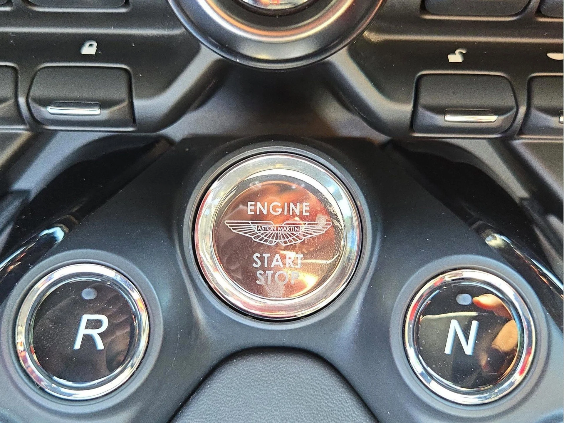 mph028_636542854_d526561fc53396e8001dde08df36f801x_5ce1195fa8