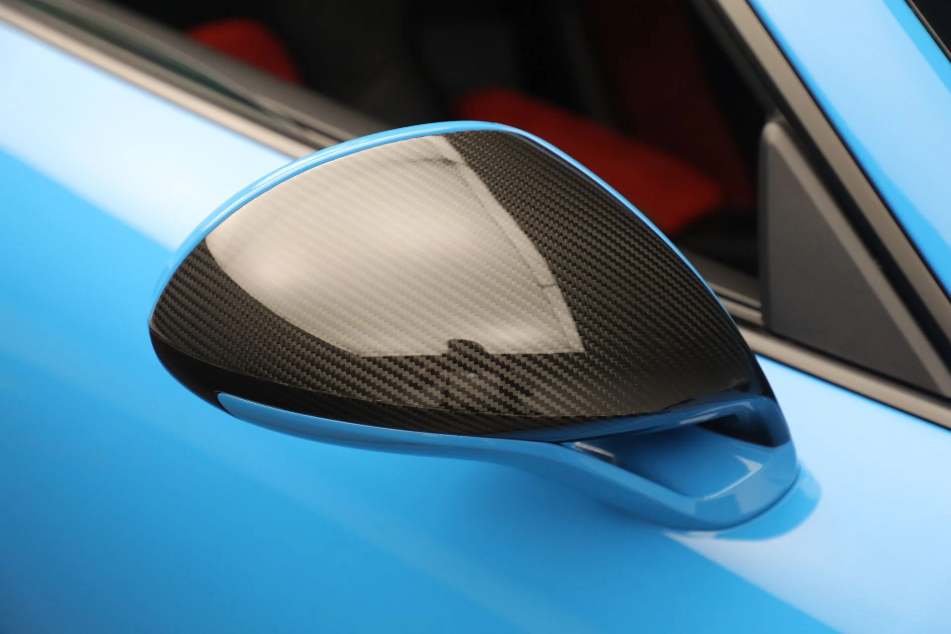 mph028_641780856_Used_2018_Porsche_911_GT_2_RS_42822132a0