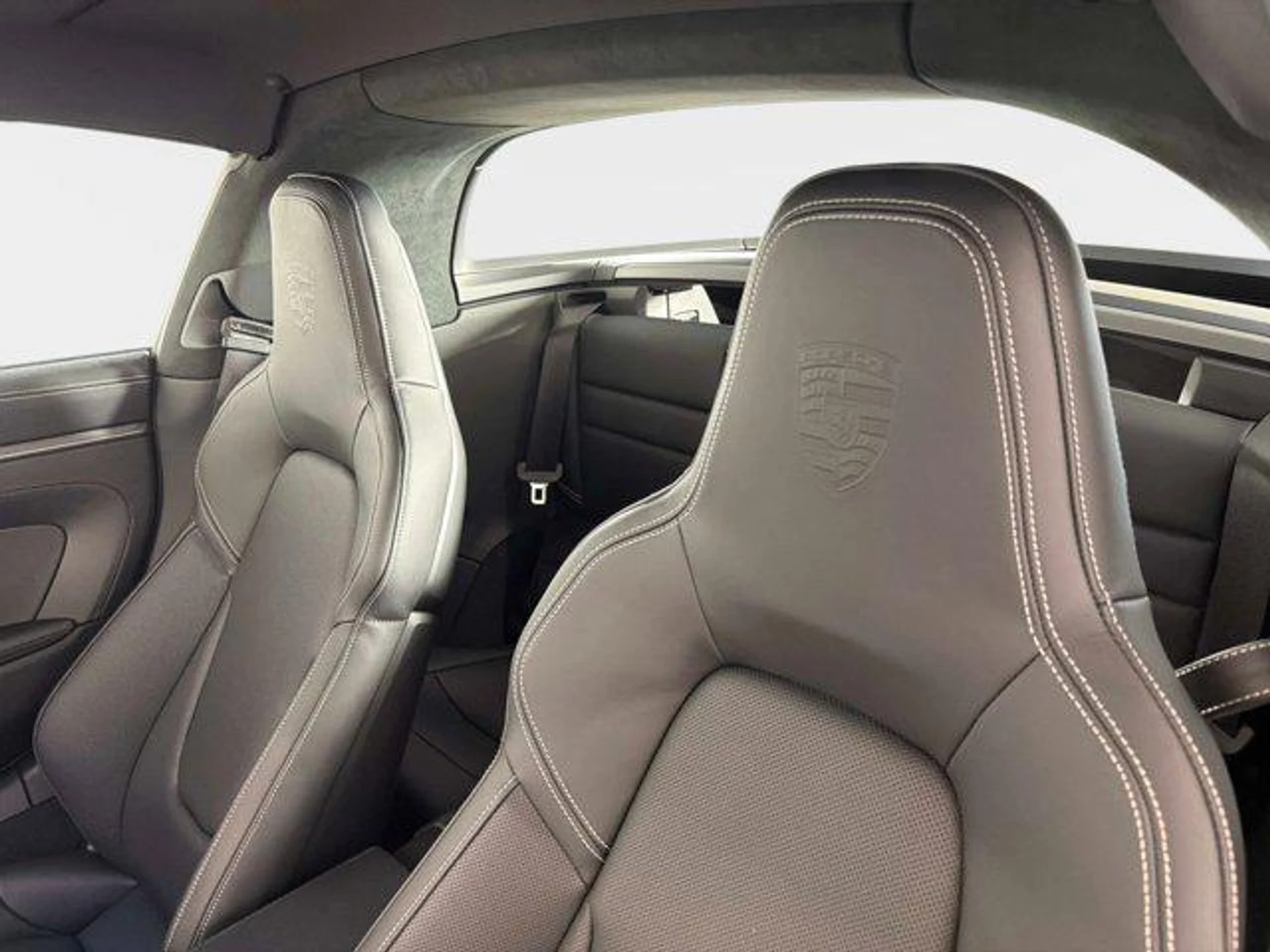 mph028_642339616_N0_D_Qtn_Xw_Cg9ylawn2hab4_L8_W_Xtg_063e1b1273