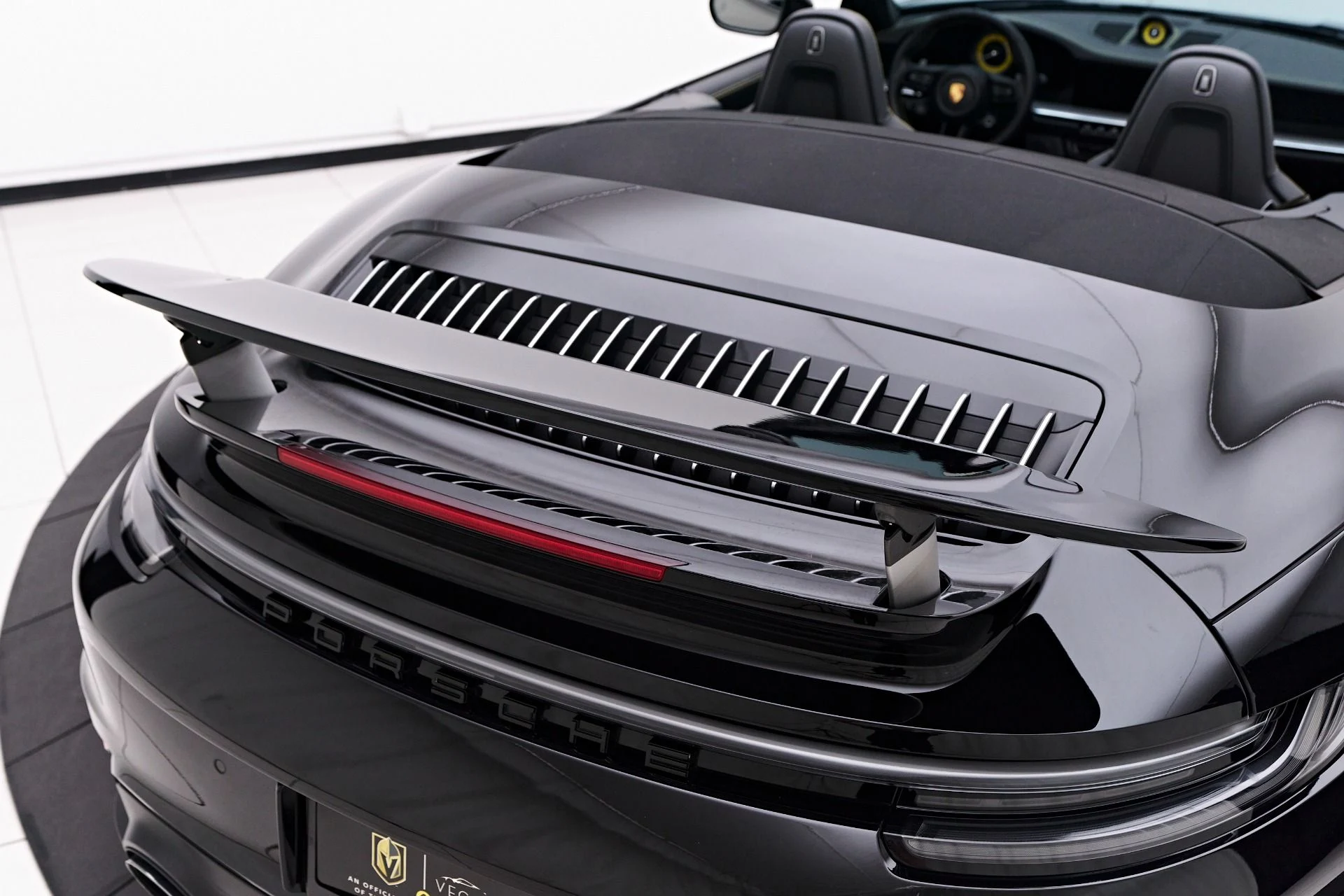 mph028_647954745_Used_2021_Porsche_911_Turbo_S_1755568344_df2160b1fb