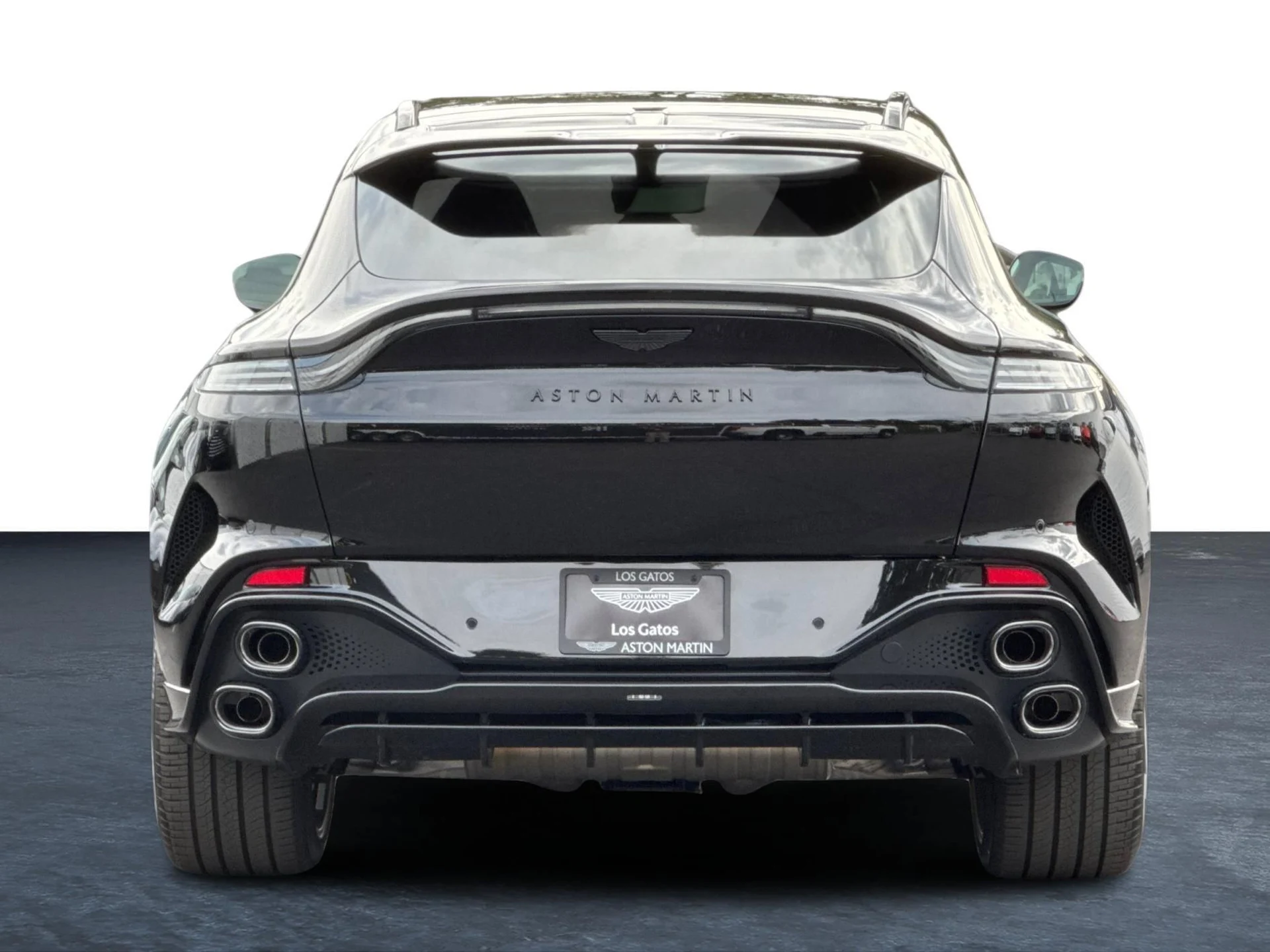 mph028_648203315_New_2026_Aston_Martin_DBX_S_1793357274_16f888d9c4