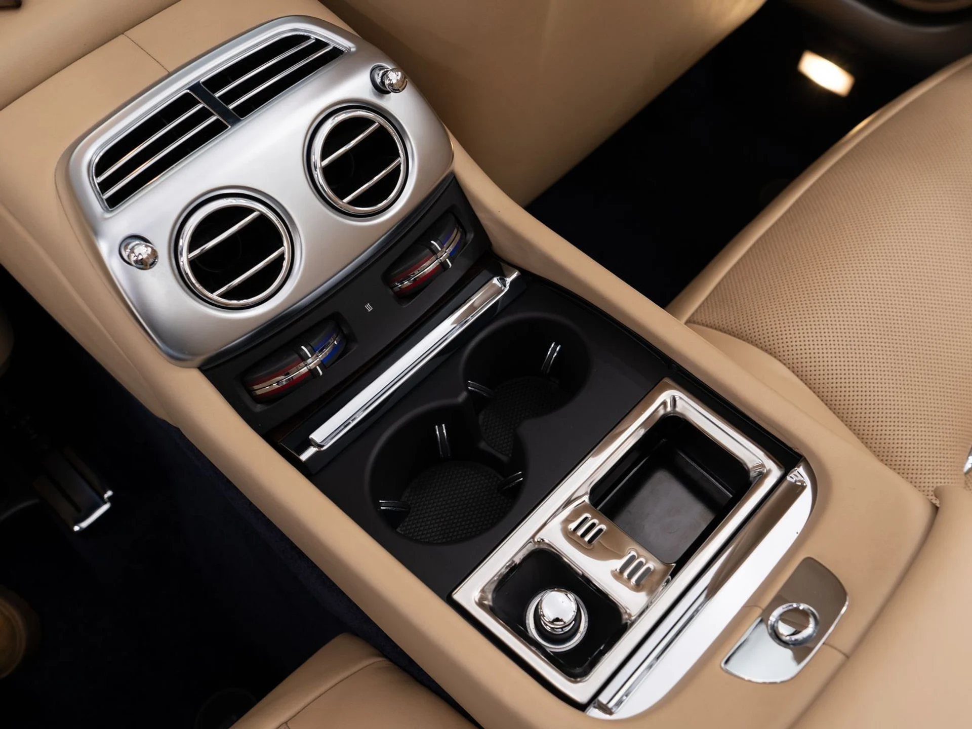 mph028_655517306_7ca96060f7f9f1c3d3376f078d4f9592_30fba5f05a